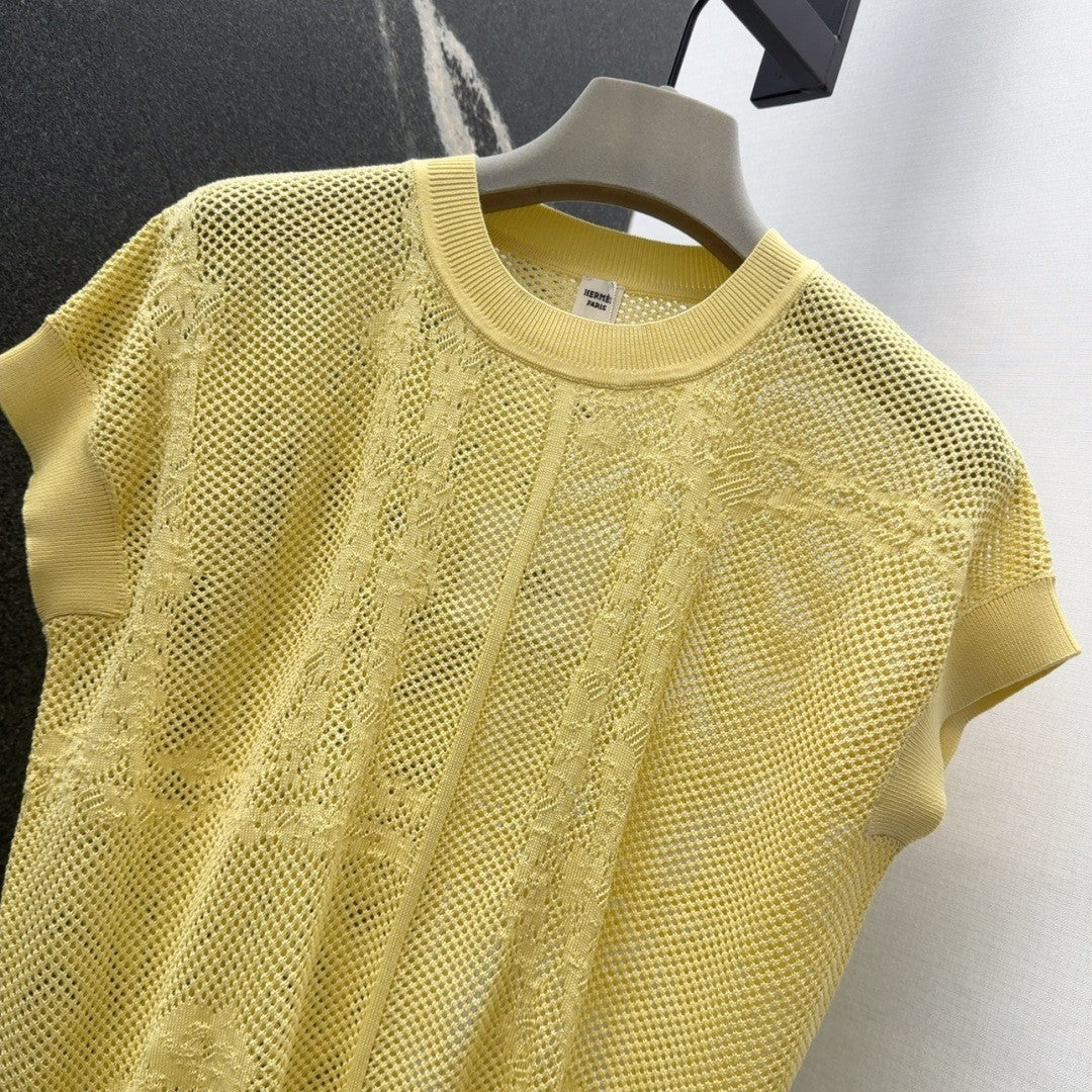 25 Jacquard hollow knitted top