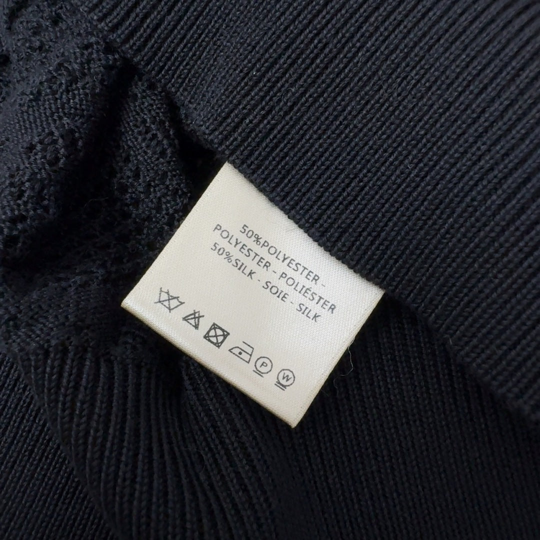25 Jacquard hollow knitted top