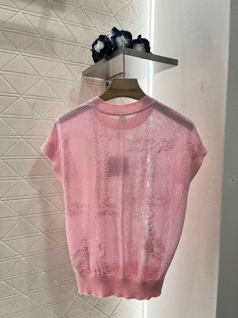 25 Jacquard hollow knitted top