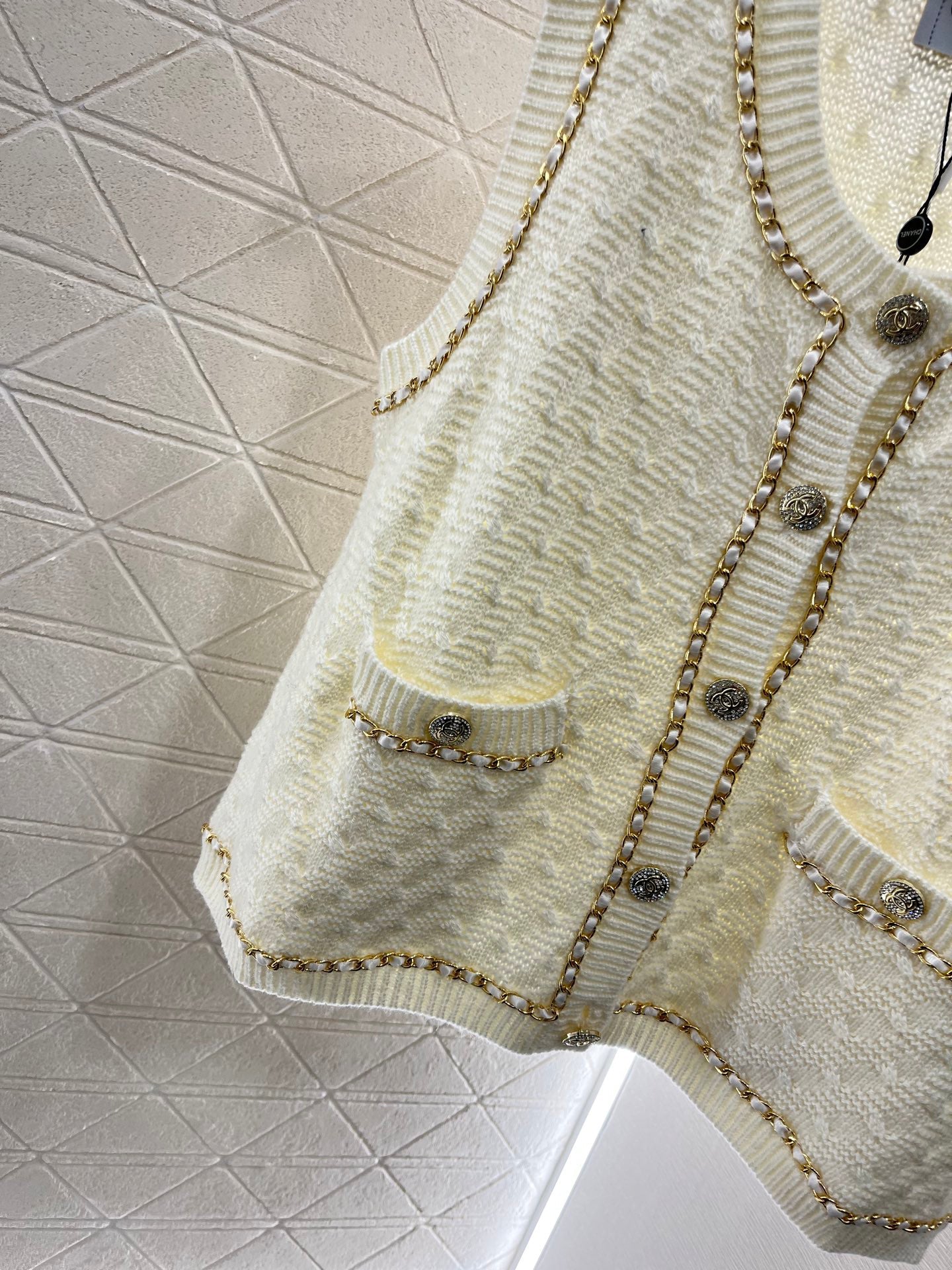 2025 New Leather Chain Knitted Vest