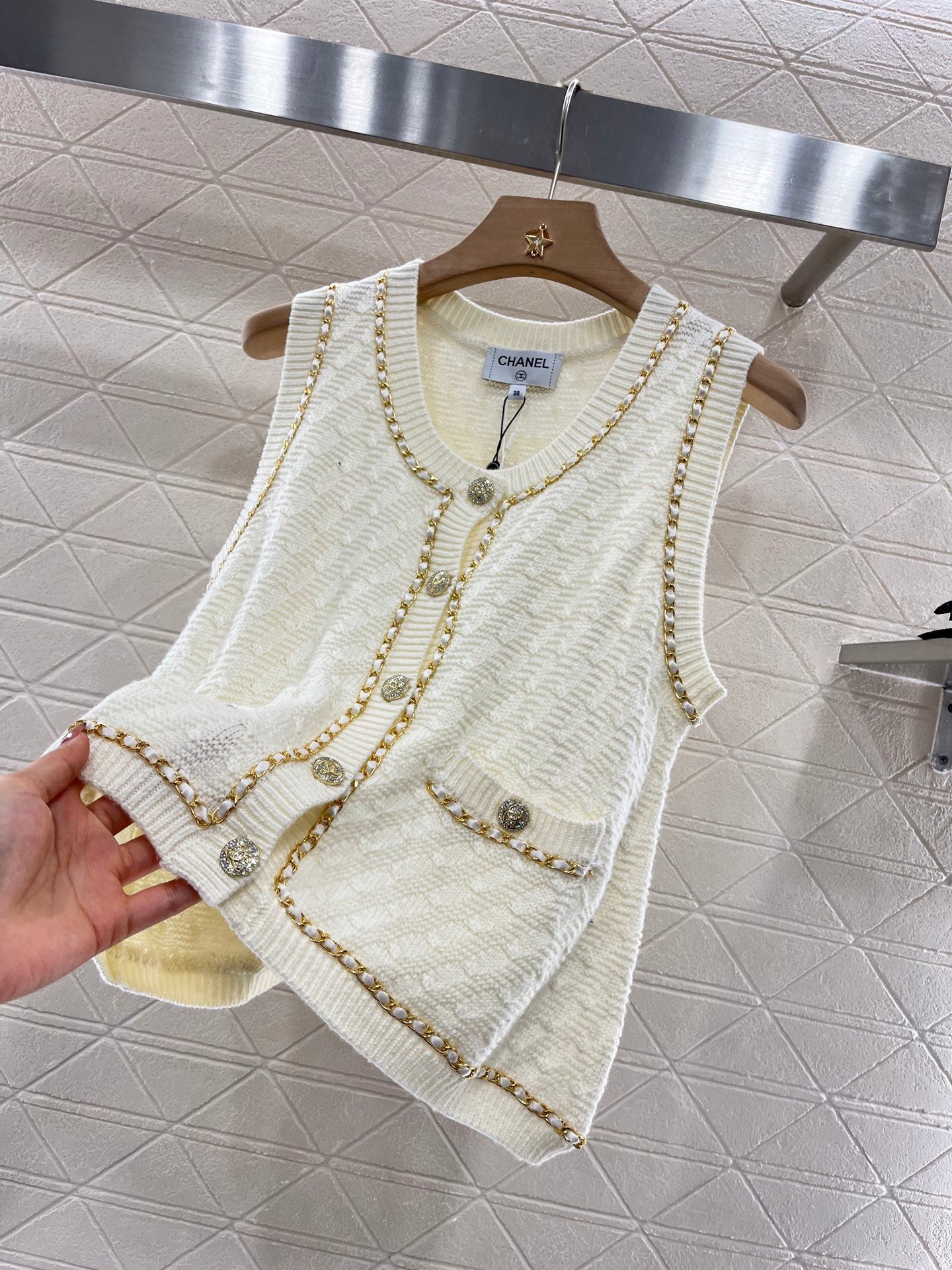 2025 New Leather Chain Knitted Vest
