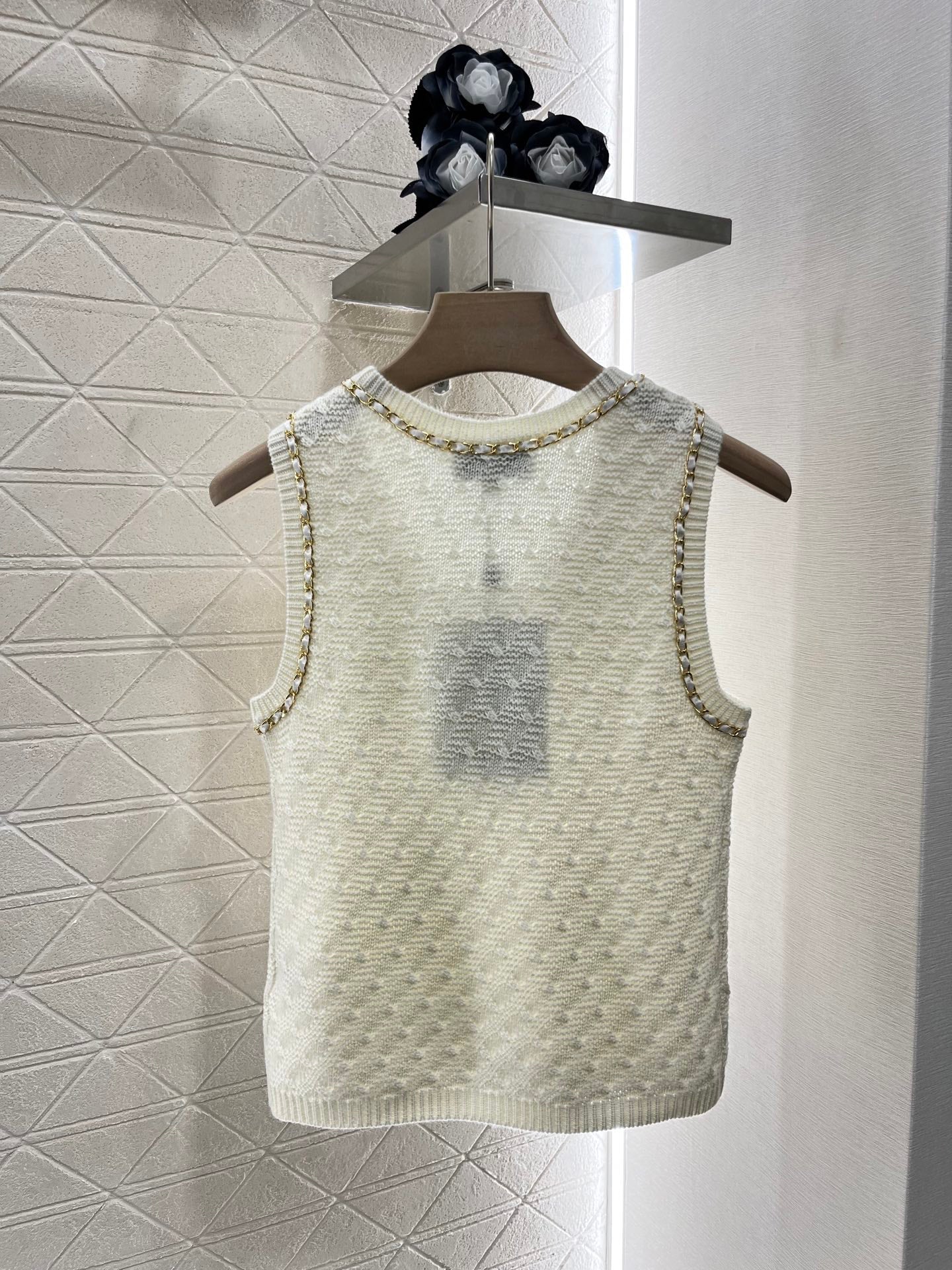 2025 New Leather Chain Knitted Vest