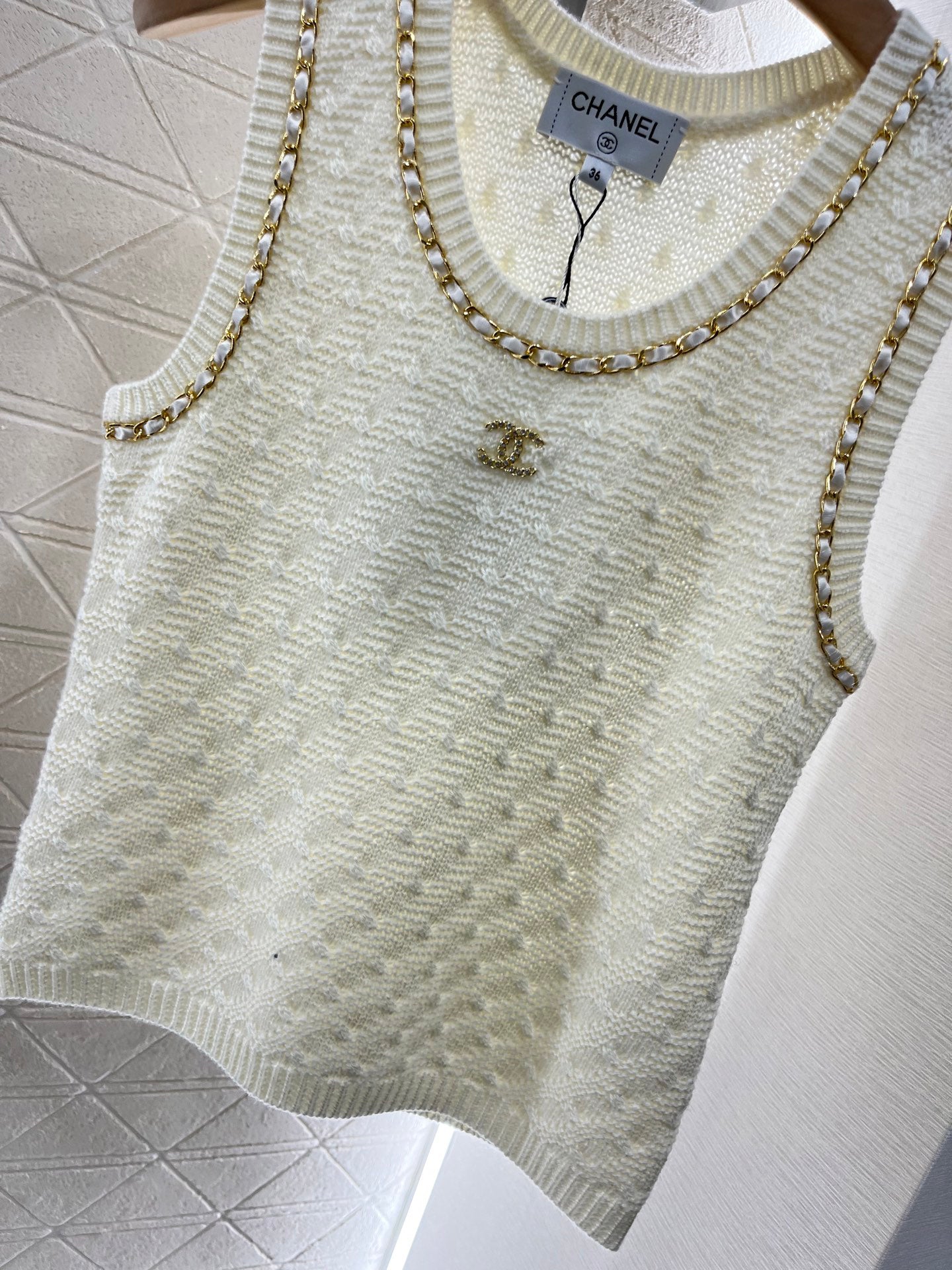 2025 New Leather Chain Knitted Vest