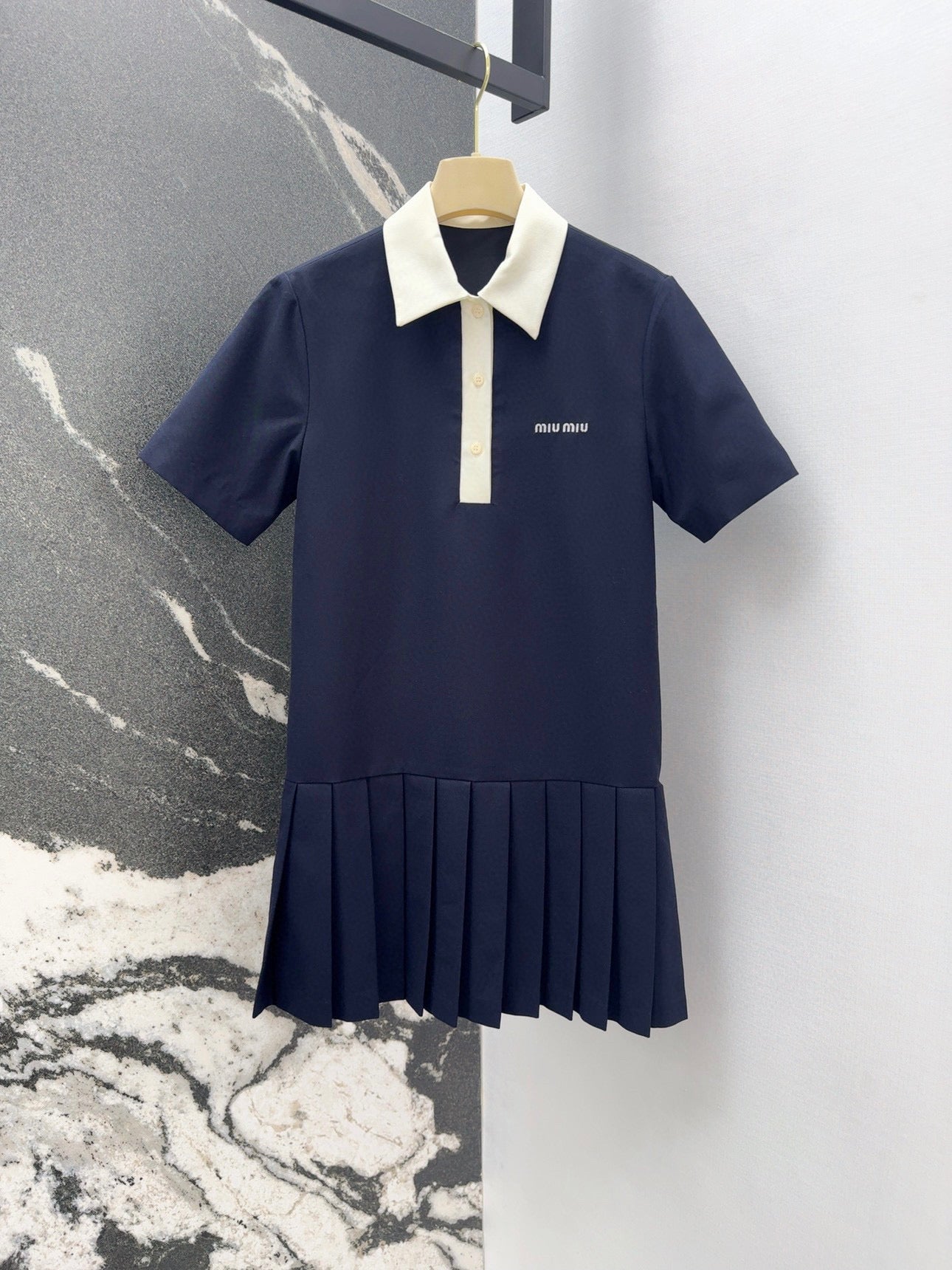 25SS Early Spring New Colorblock Lapel Pleated Polo Dress