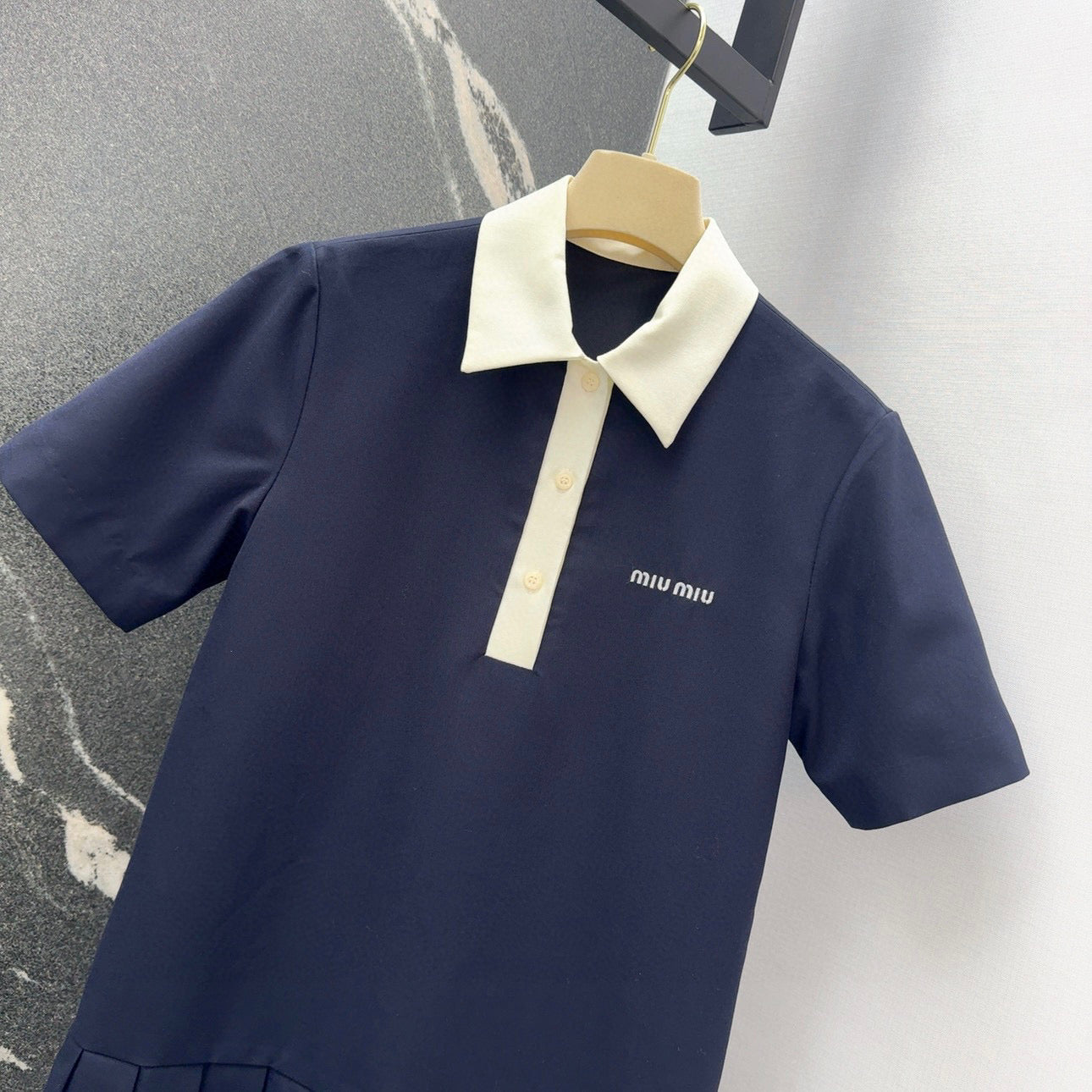 25SS Early Spring New Colorblock Lapel Pleated Polo Dress