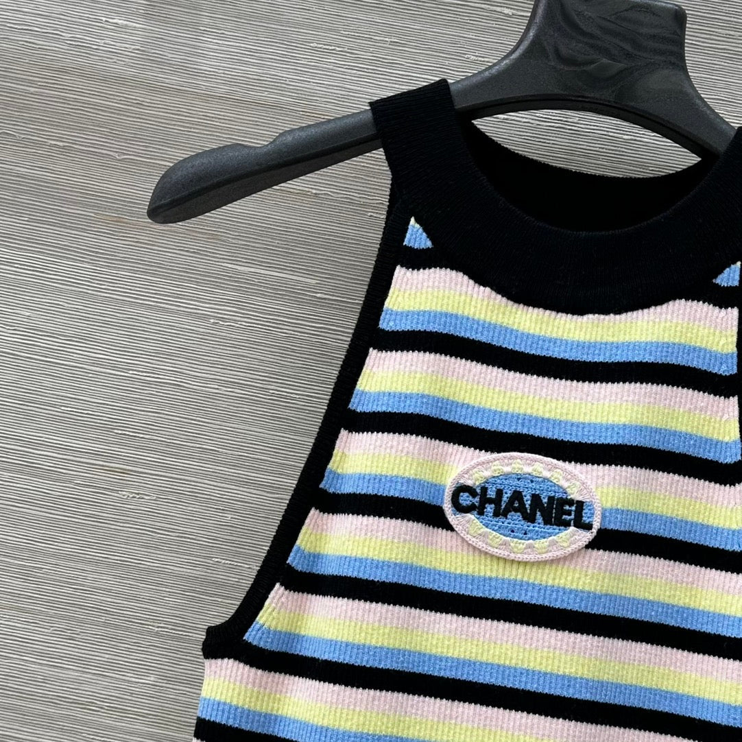 25 Spring and Summer New Vest