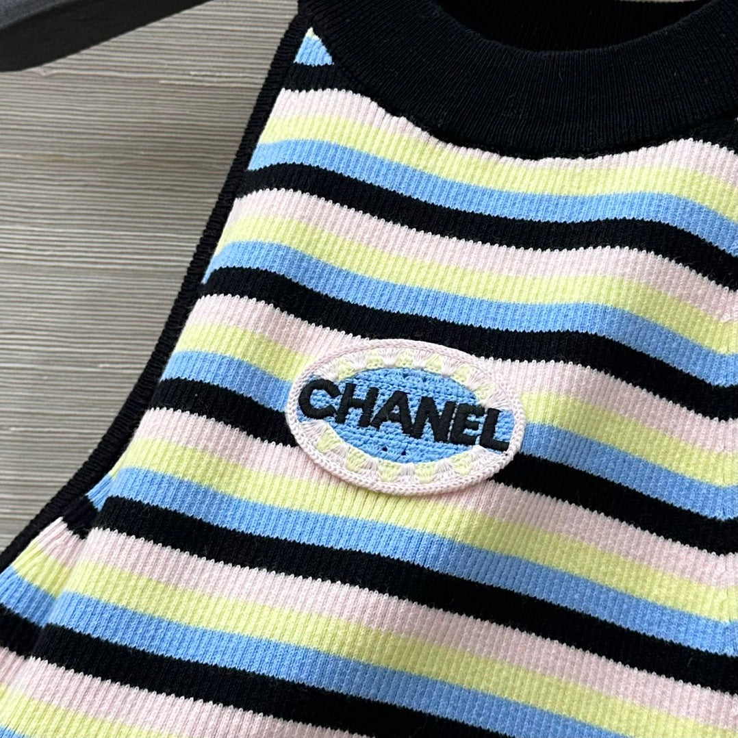 25 Spring and Summer New Vest