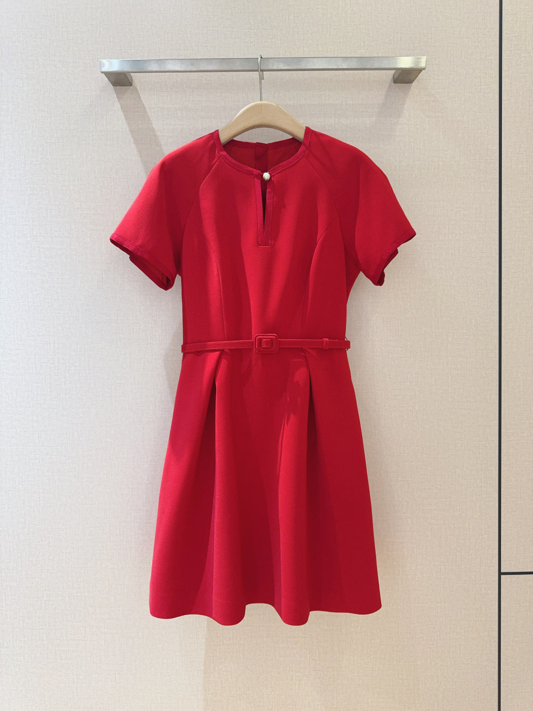 2025 new three-dimensional round neck raglan sleeve dress