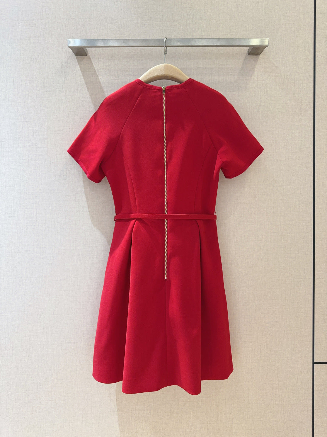 2025 new three-dimensional round neck raglan sleeve dress