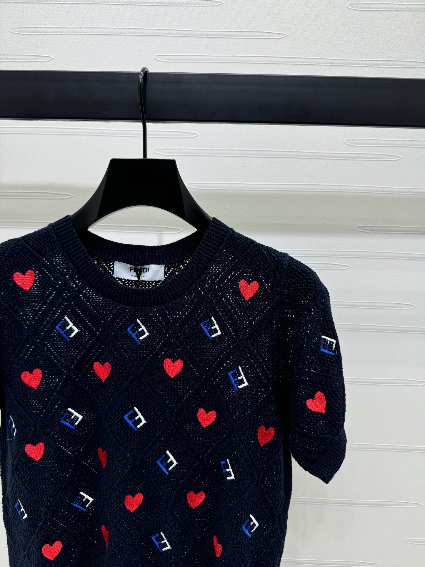 25 Cutout monogrammed knit short sleeves!