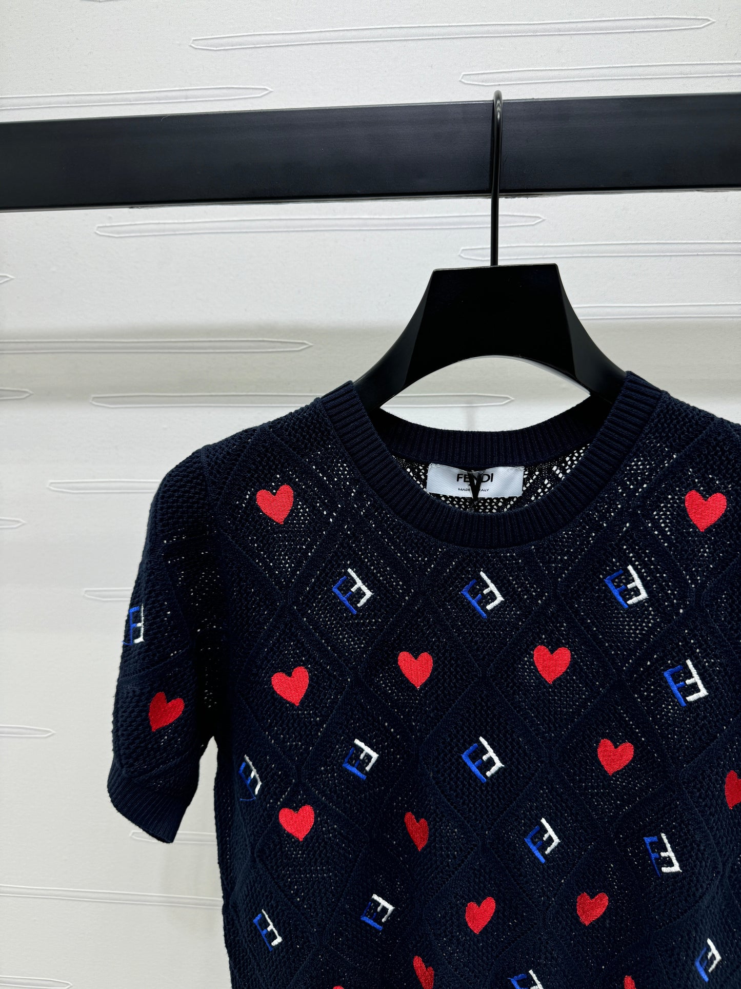 25 Cutout monogrammed knit short sleeves!