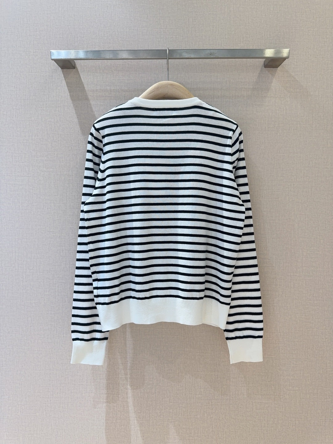 25 new Round Neck Striped Coconut Tree Print Pullover Long Sleeve
