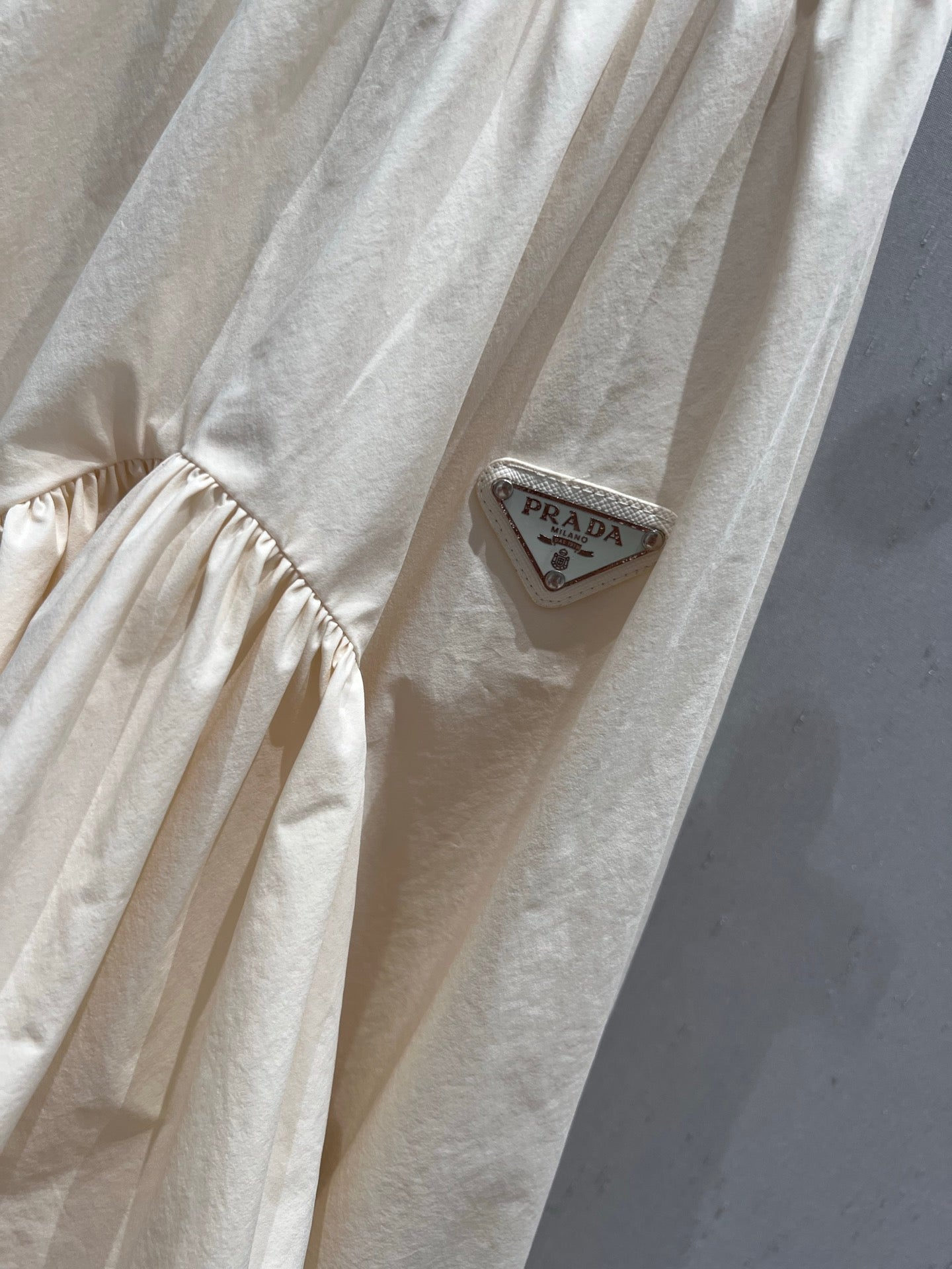 25ss spring and summer new irregular ruffle skirt