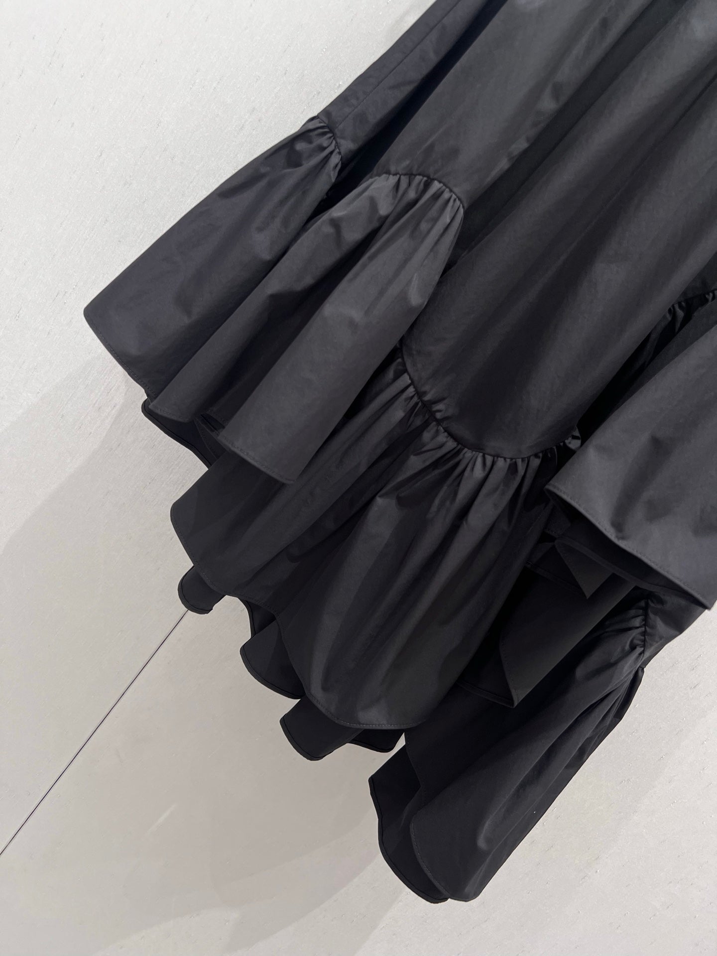 25ss spring and summer new irregular ruffle skirt
