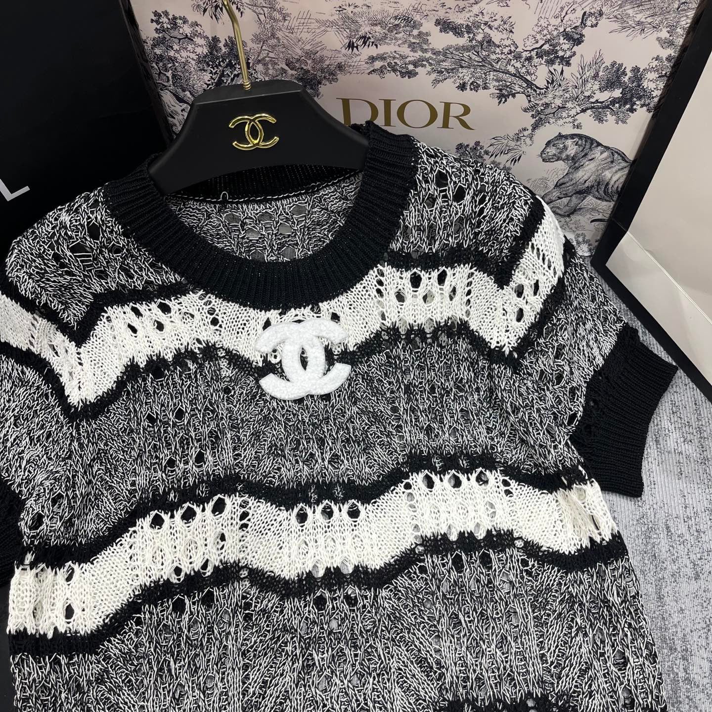 25 Spring and Summer New Mixed Color Striped Hollow Short Sleeves