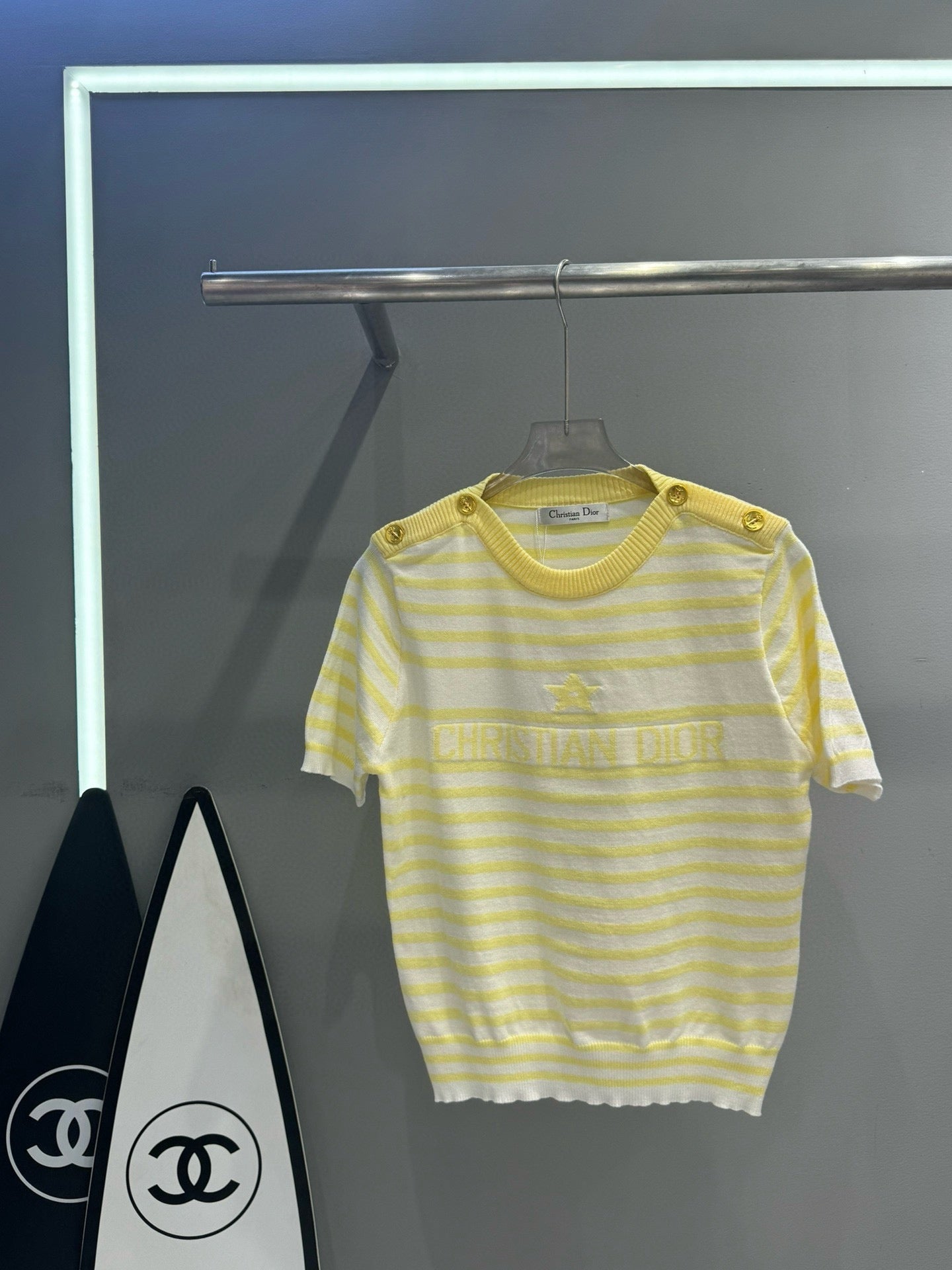 25 Pentagram Letter Jacquard Gold Button Shoulder Button Striped Crew Neck Knit Short Sleeve