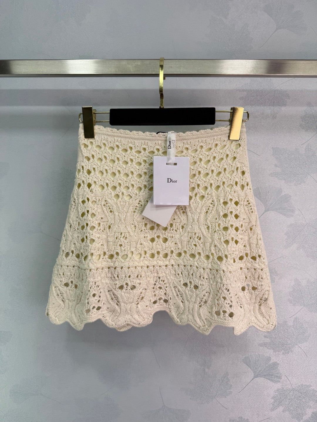 25 Spring and Summer New Style Hand Hook Short Sleeve Short Skirt Suit