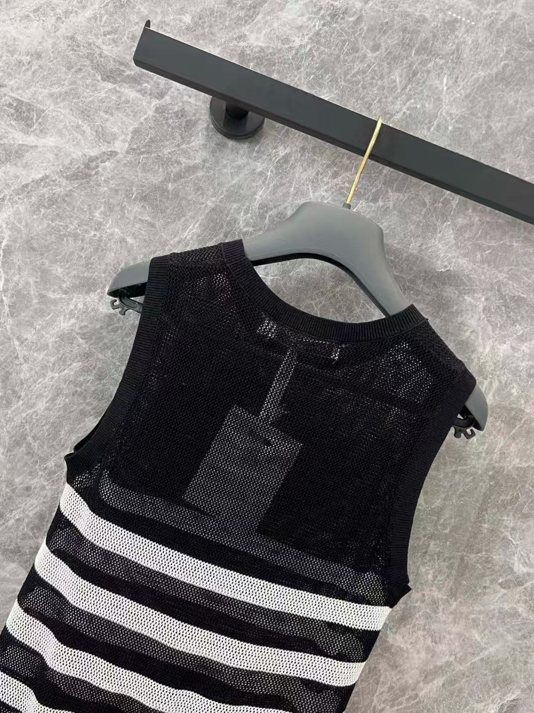 25SS Spring and Summer New Simple and Versatile Striped Knitted Hollow Vest