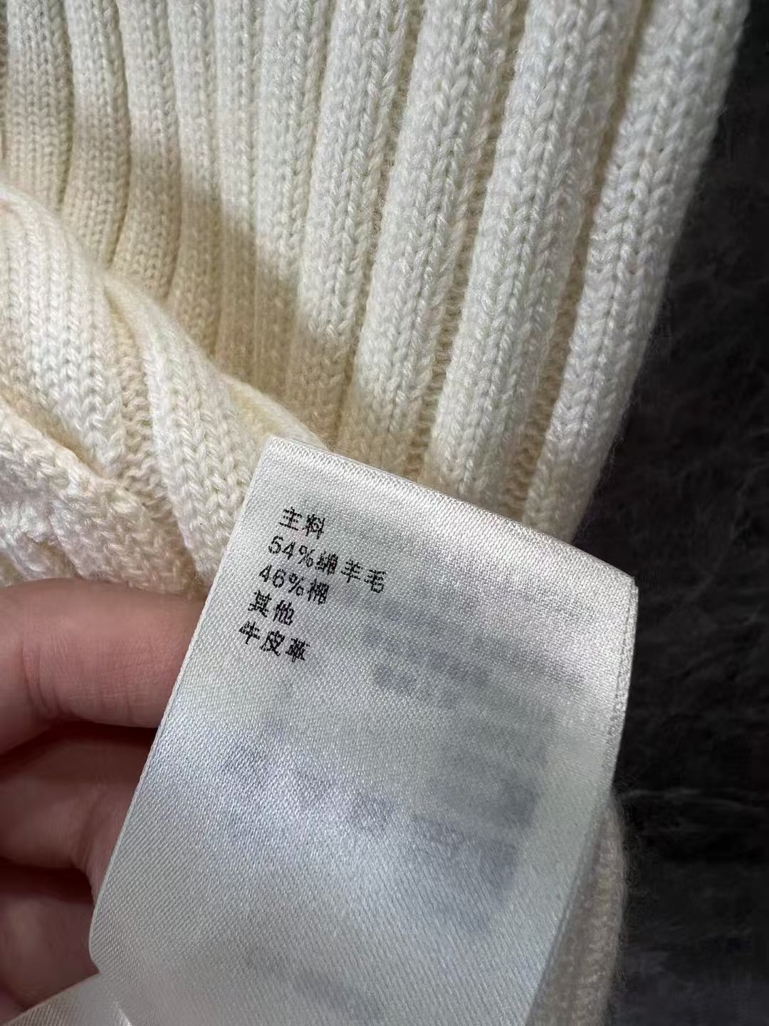 25Ss new spring and summer slit slim fit knitted vest top