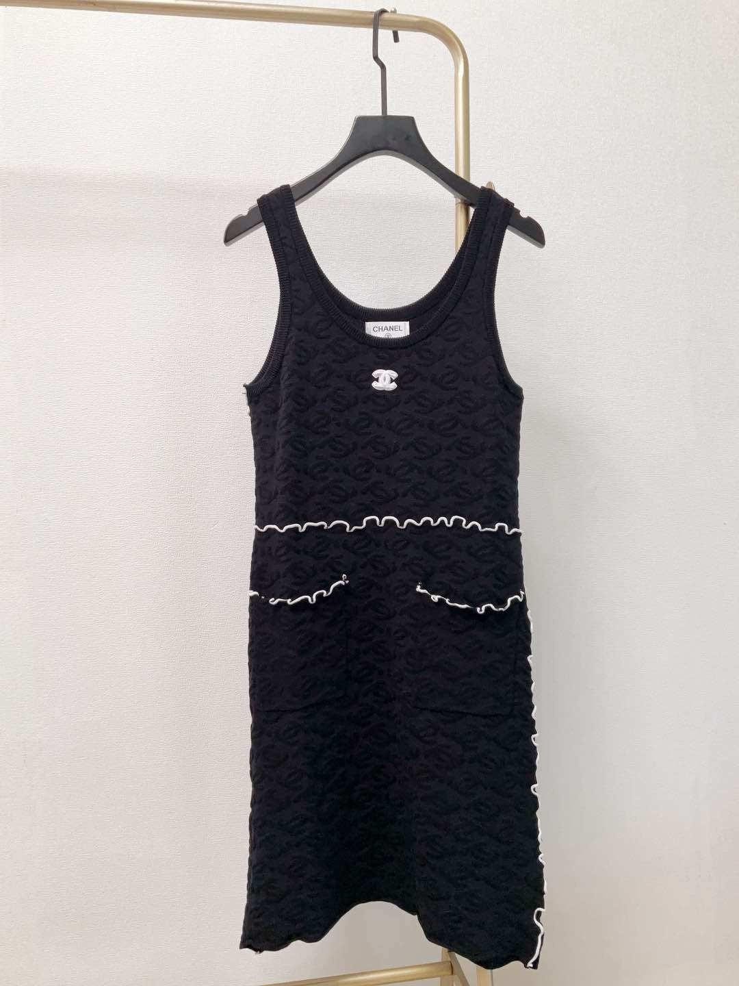 25 new summer sleeveless knitted dress