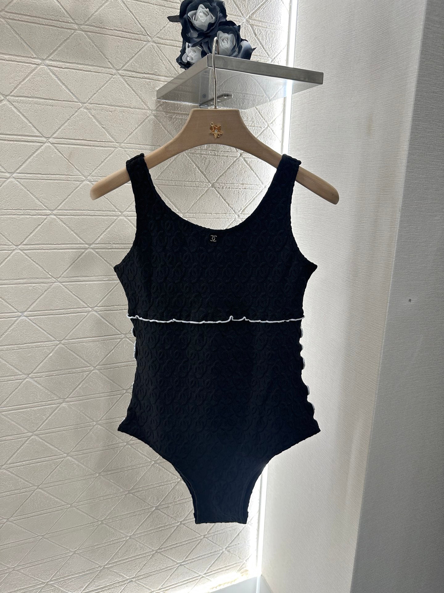 2025 Summer New Three-Dimensional Jacquard Swimsuit