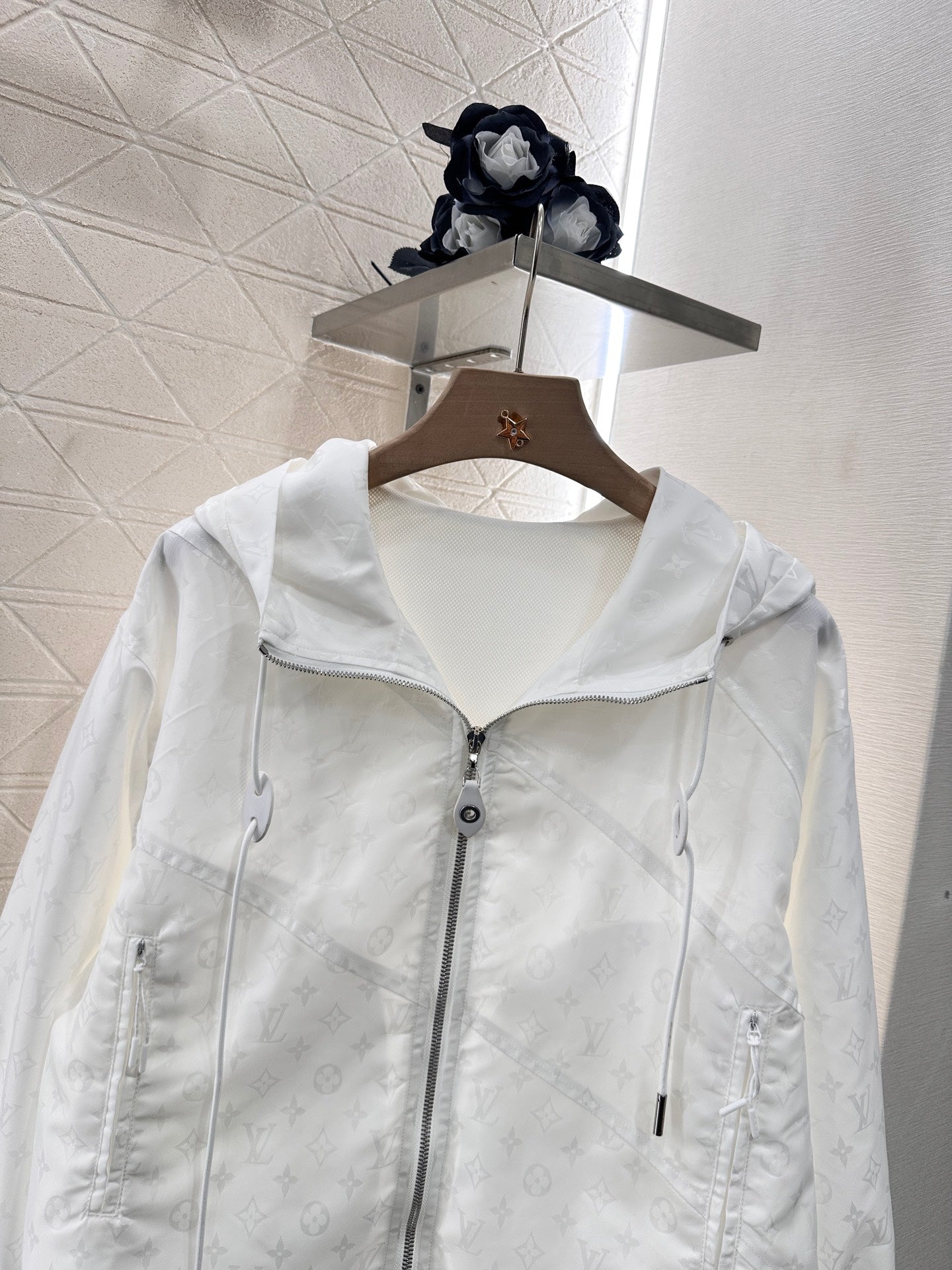 2025 Summer New Hooded Drawstring Sun Protection Jacket
