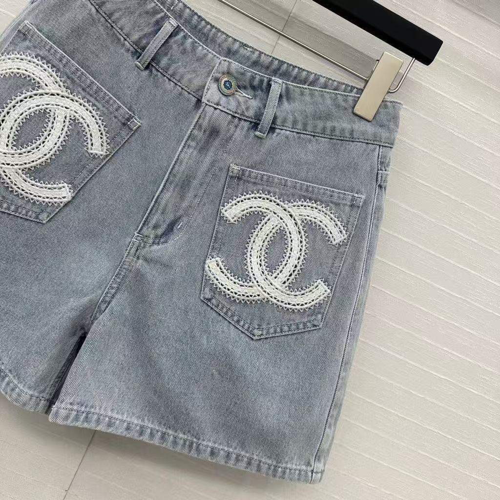 25SS Beach Series Double C Hollow Water soluble Flower Embroidered Cowboy Shorts