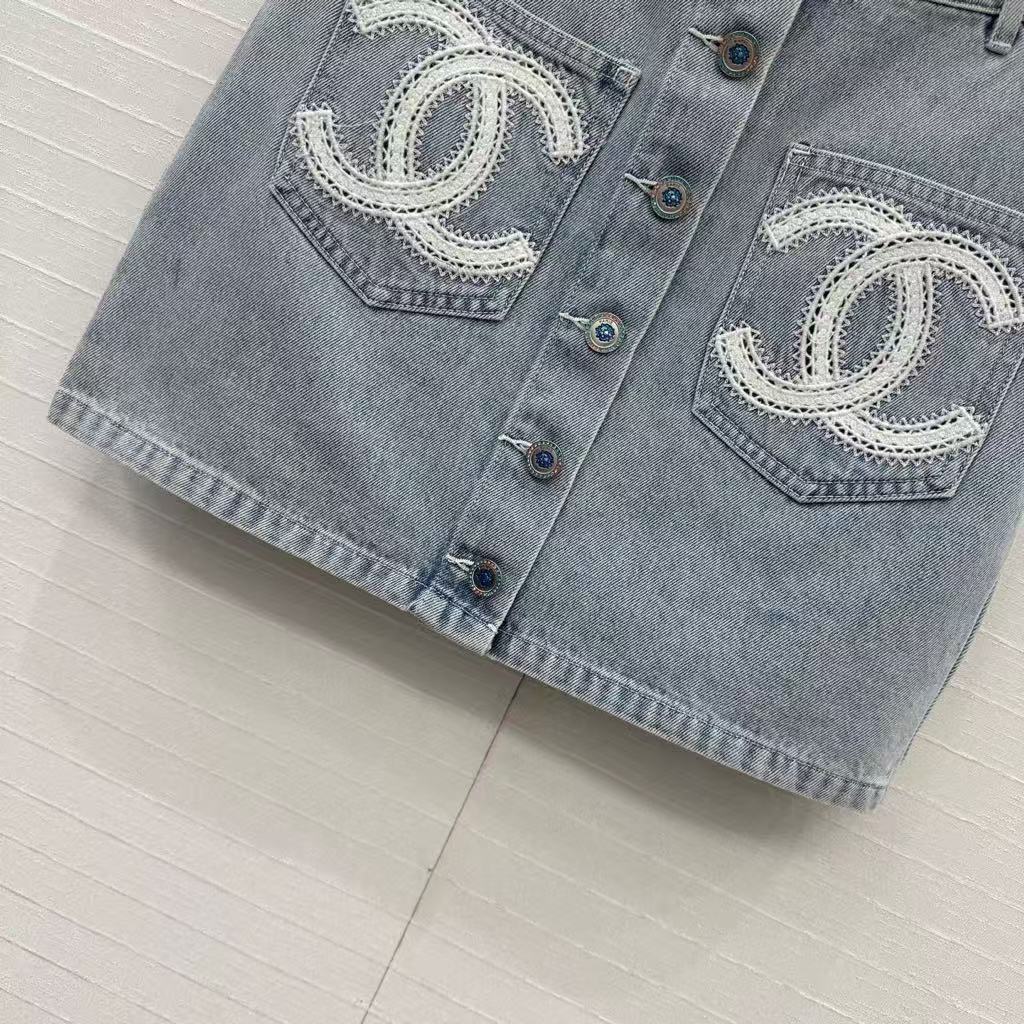 25SS Beach Series Double C Hollow Water soluble Flower Embroidered Cowboy Single breasted Short Half Skirt