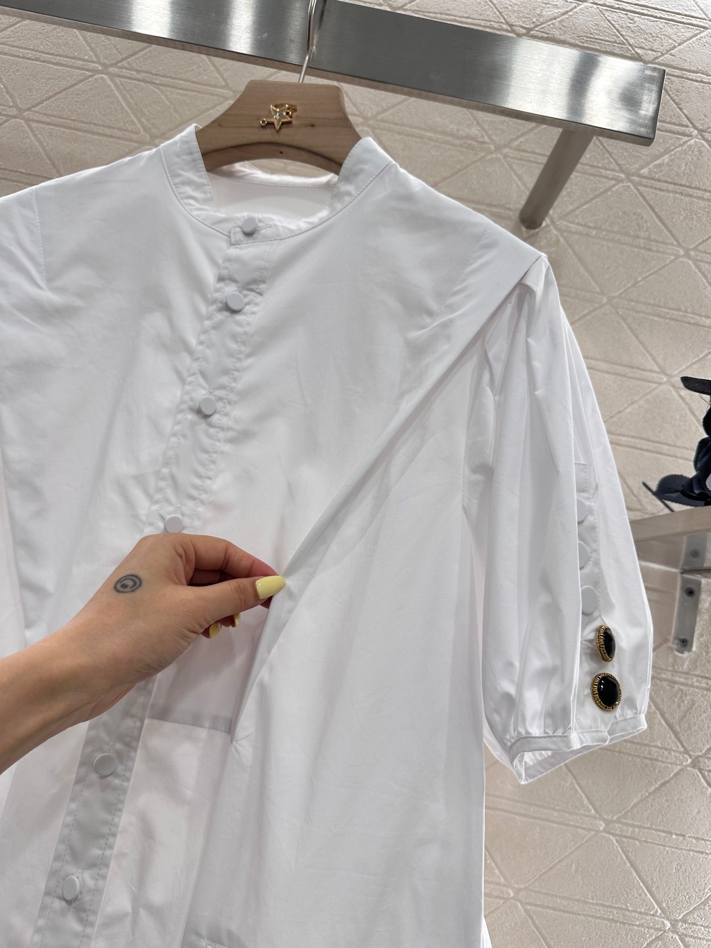 2025 Summer New Round Neck Puff Sleeve Shirt