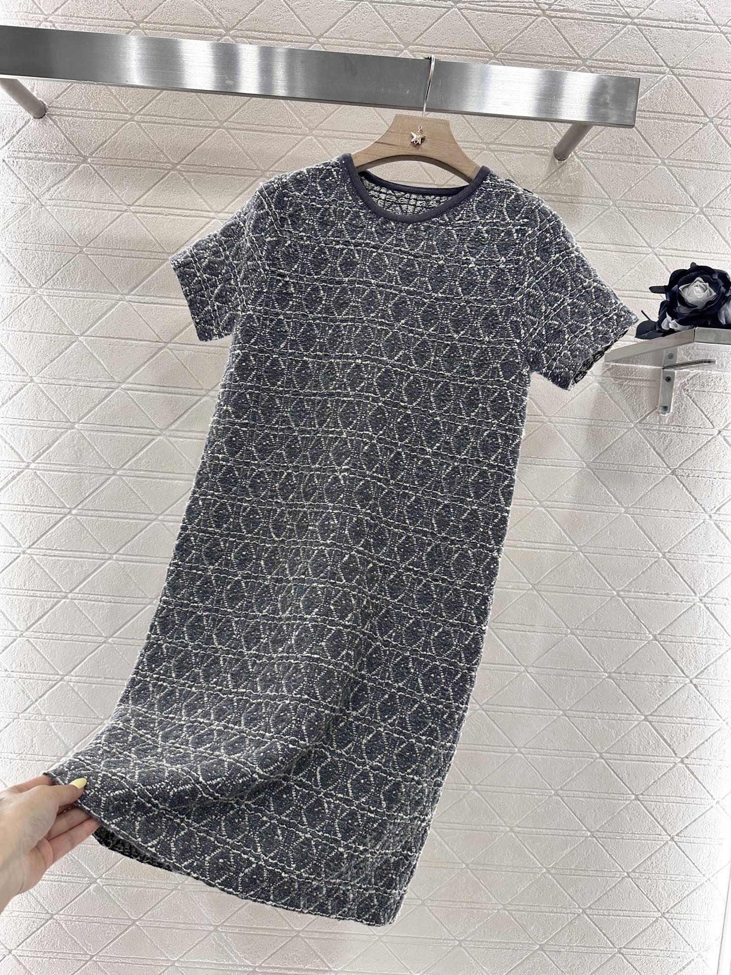 2025 New Arrival Raglan Knitted Short Sleeve Dress