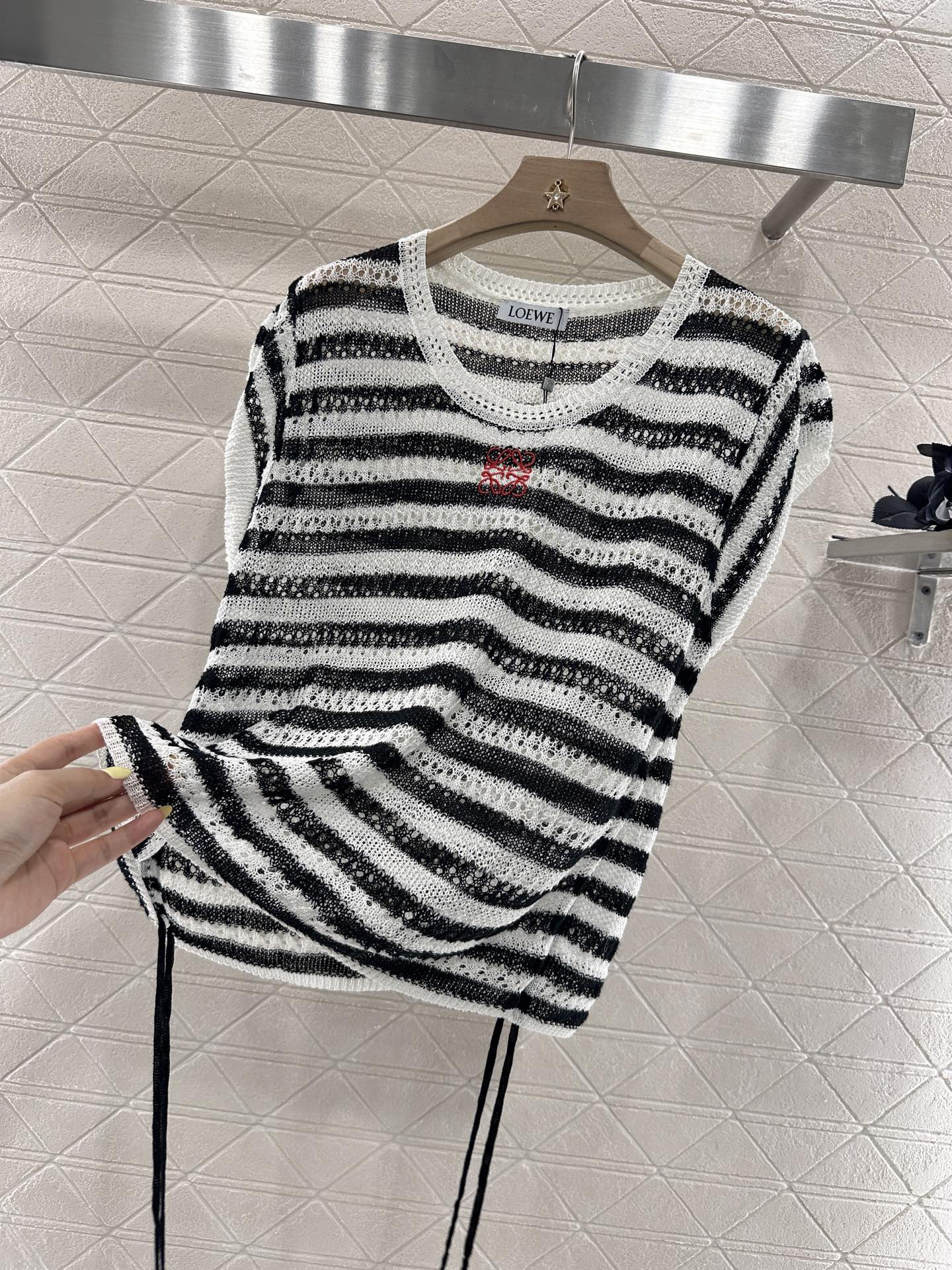 2025 Summer New Totem Embroidery Hollow Knitted Short Sleeves