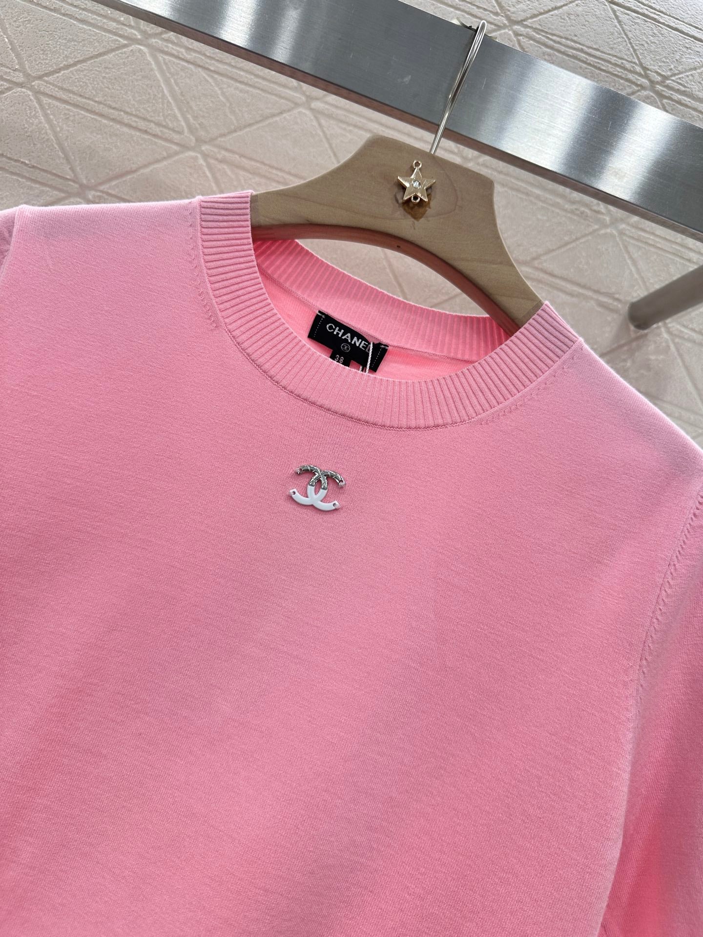 2025 New Arrivals Shoulder Sleeve Sequin Double C Knitted Short Sleeve
