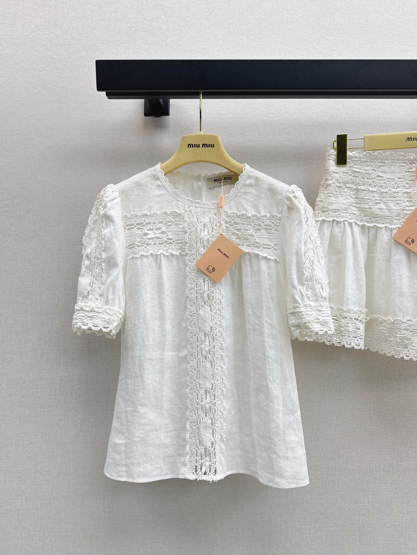 25Ss Spring and Summer Latest French Round Neck Linen Short Sleeve Shirt Suit