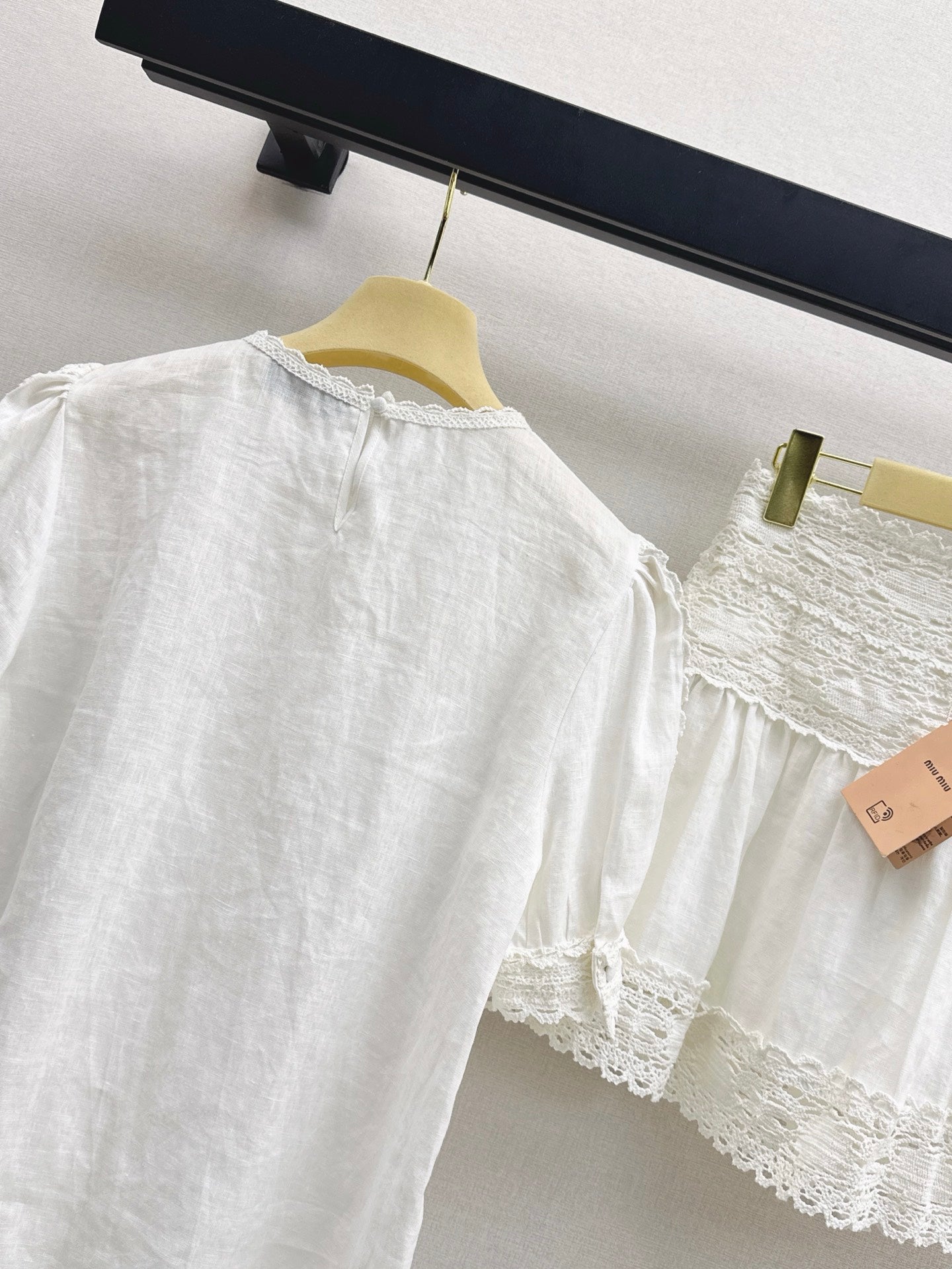 25Ss Spring and Summer Latest French Round Neck Linen Short Sleeve Shirt Suit
