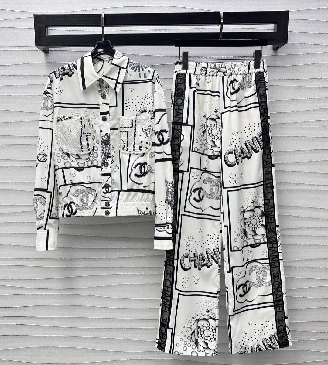 2025 Summer New Lapel Printed Shirt Straight Pants Suit