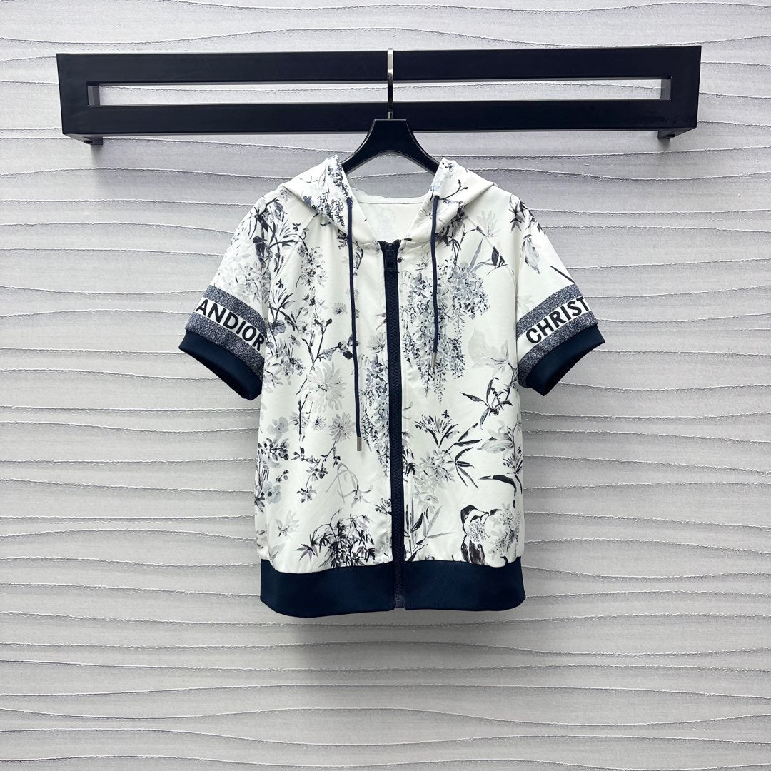 2025 New Arrivals Printed Short Sleeve Jacket + Same Style Shorts