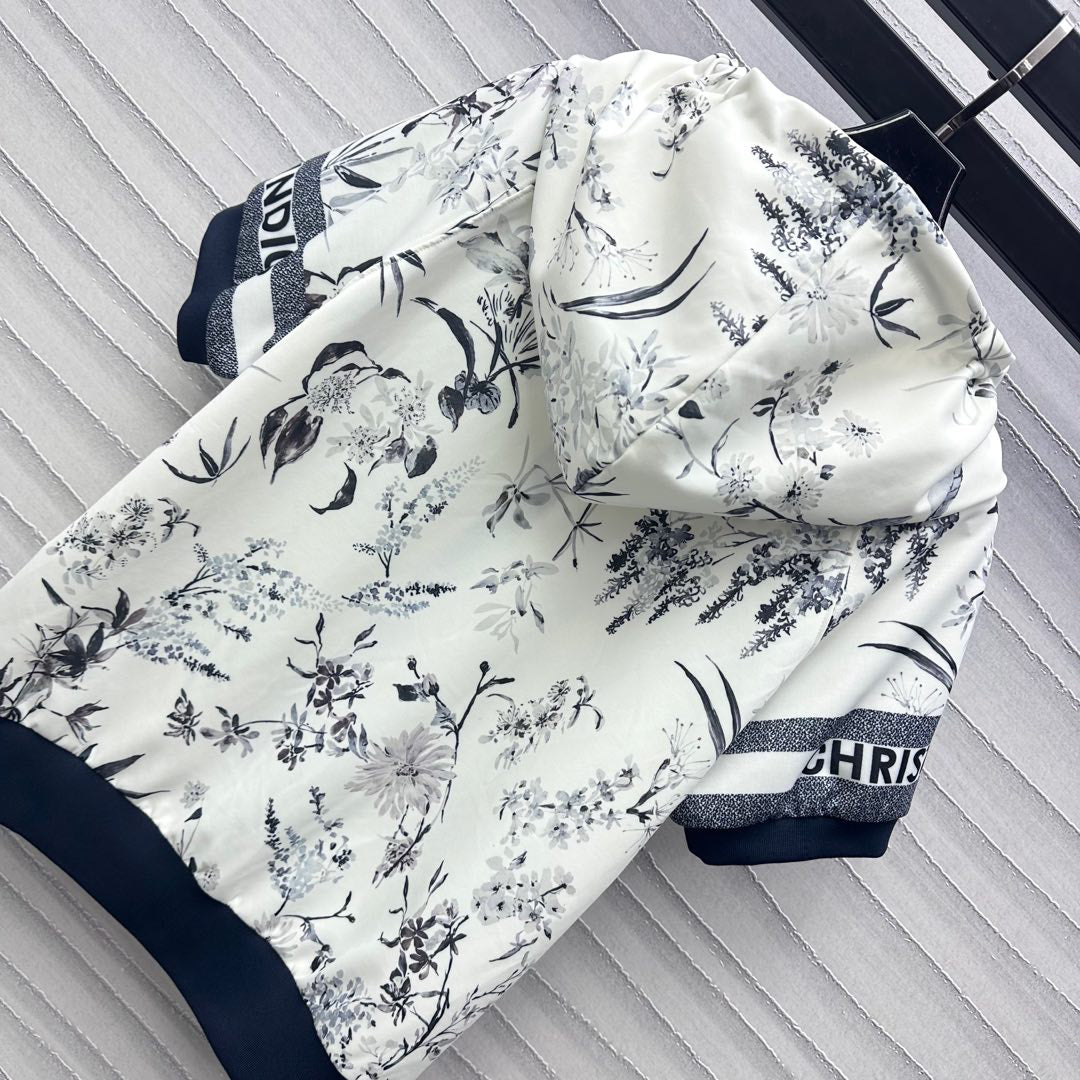 2025 New Arrivals Printed Short Sleeve Jacket + Same Style Shorts