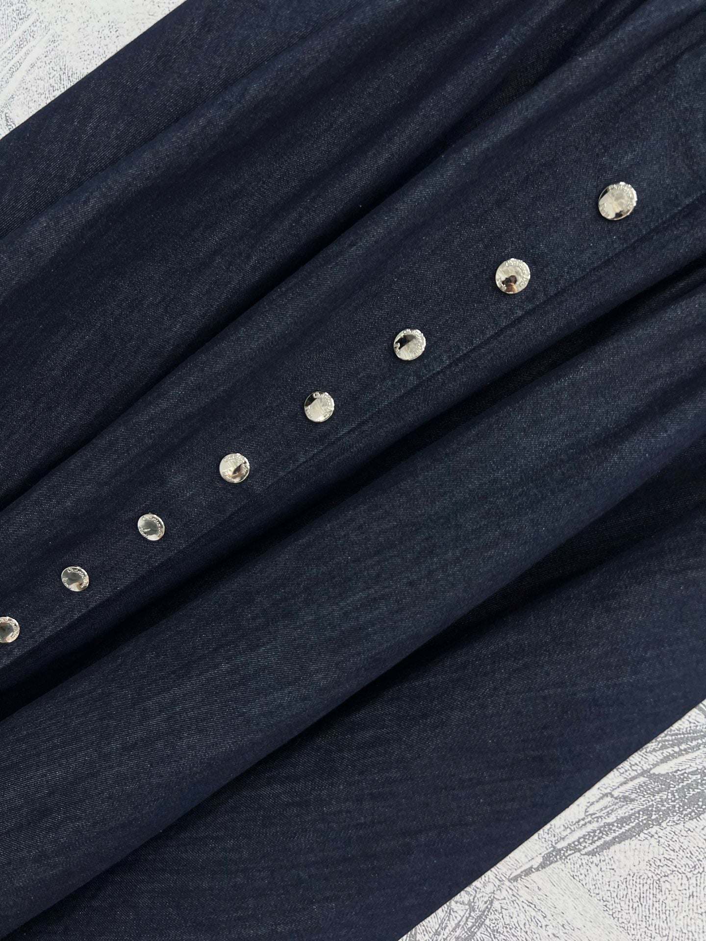 25 Spring and Summer New Denim Letter Jacquard Single-Breasted Skirt