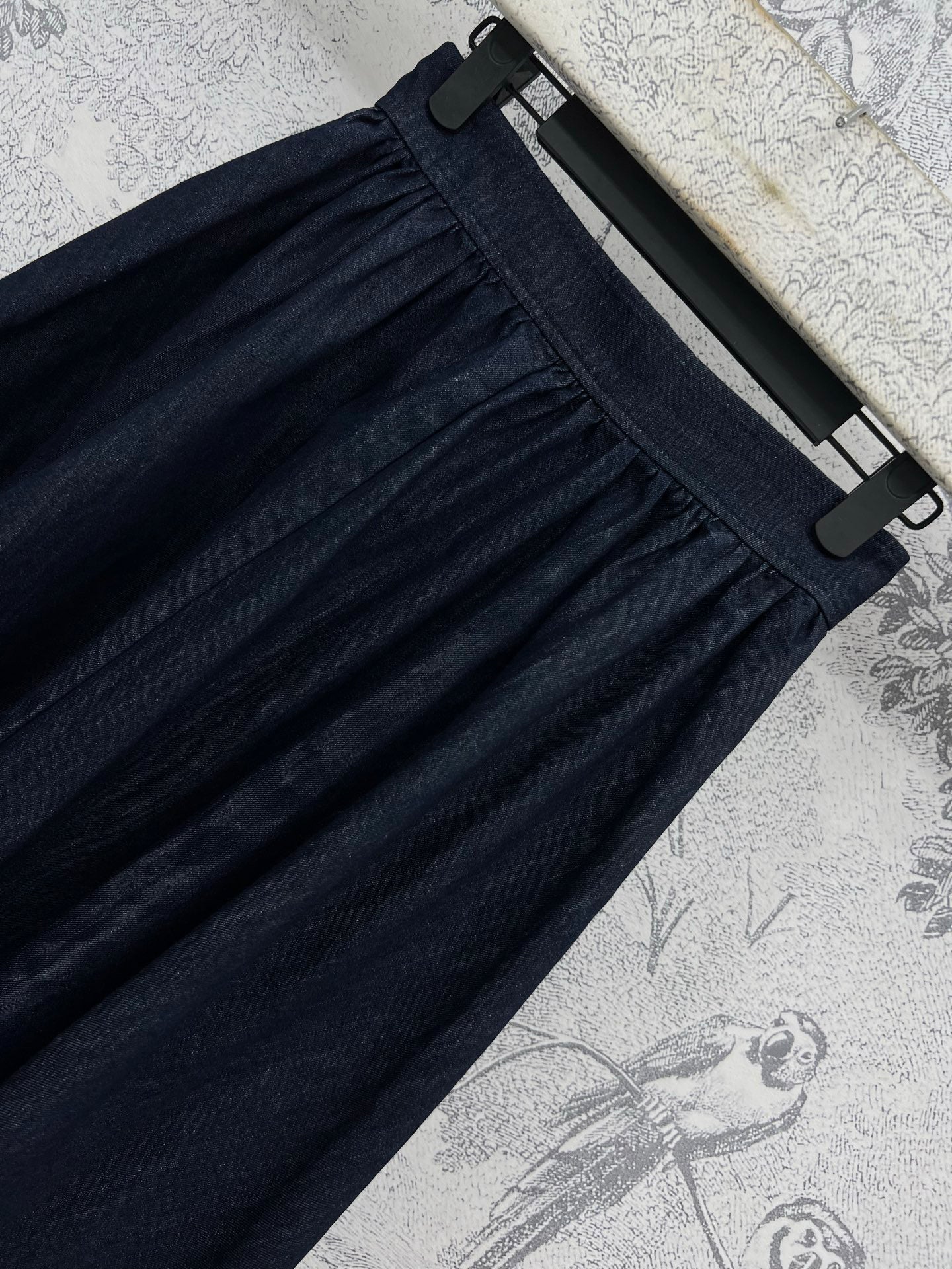 25 Spring and Summer New Denim Letter Jacquard Single-Breasted Skirt