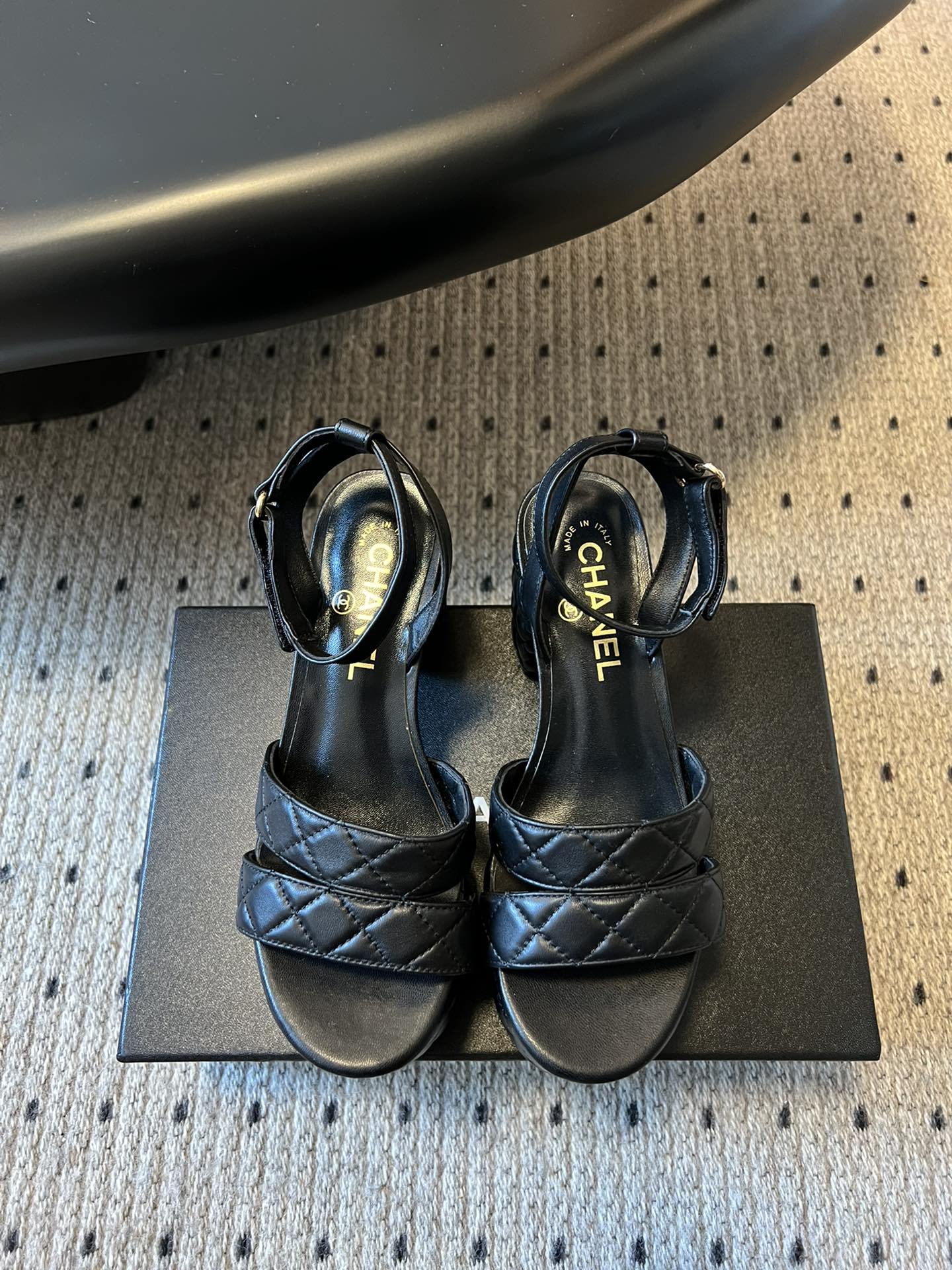 25SS Platform Sandals 8.5cm Black Sheepskin 319628