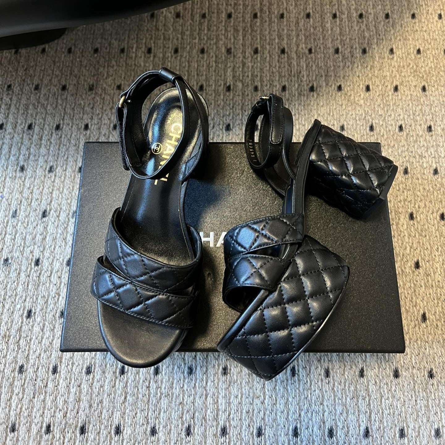 25SS Platform Sandals 8.5cm Black Sheepskin 319628