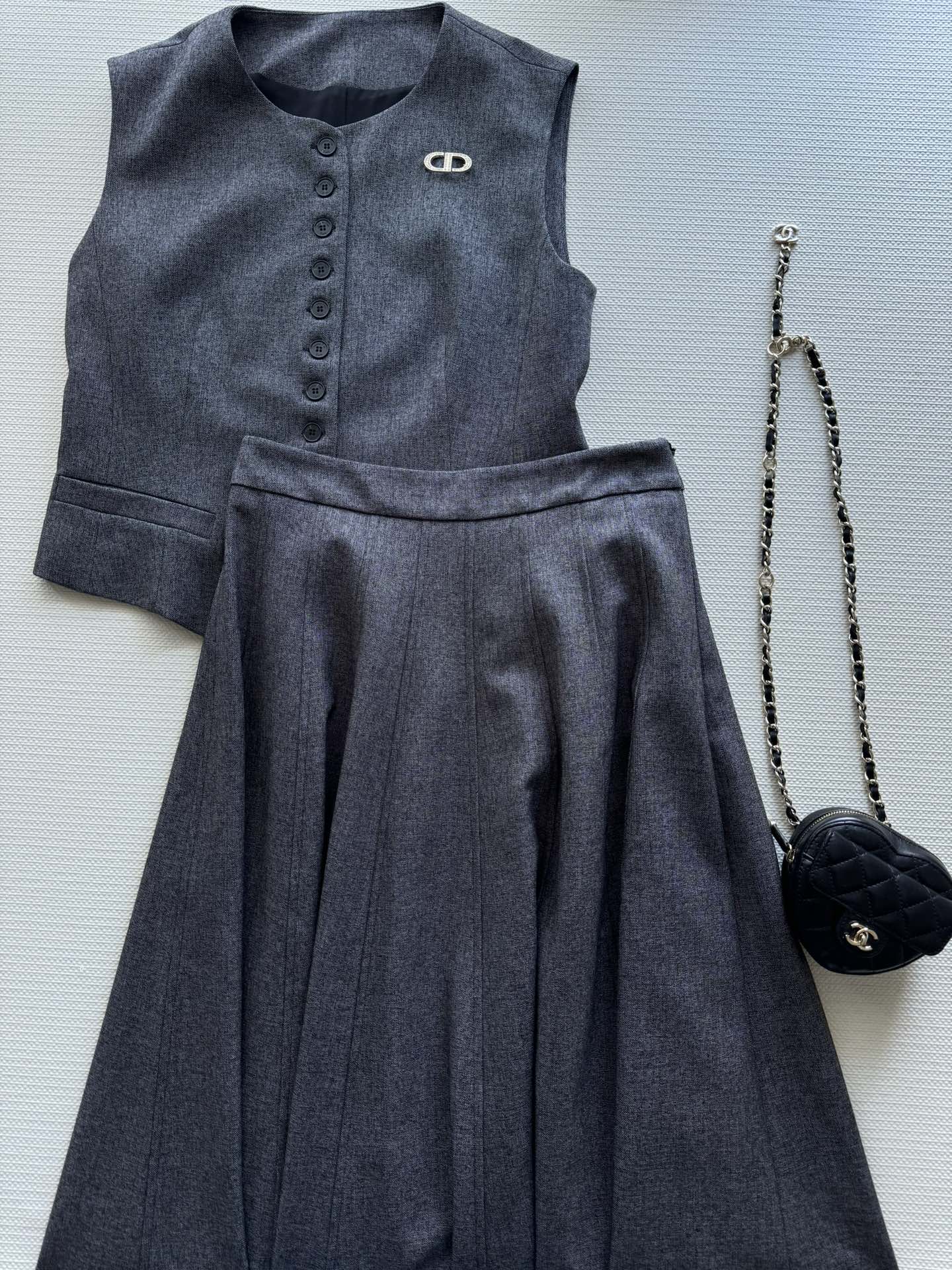 25 New Gray Suits for Summer