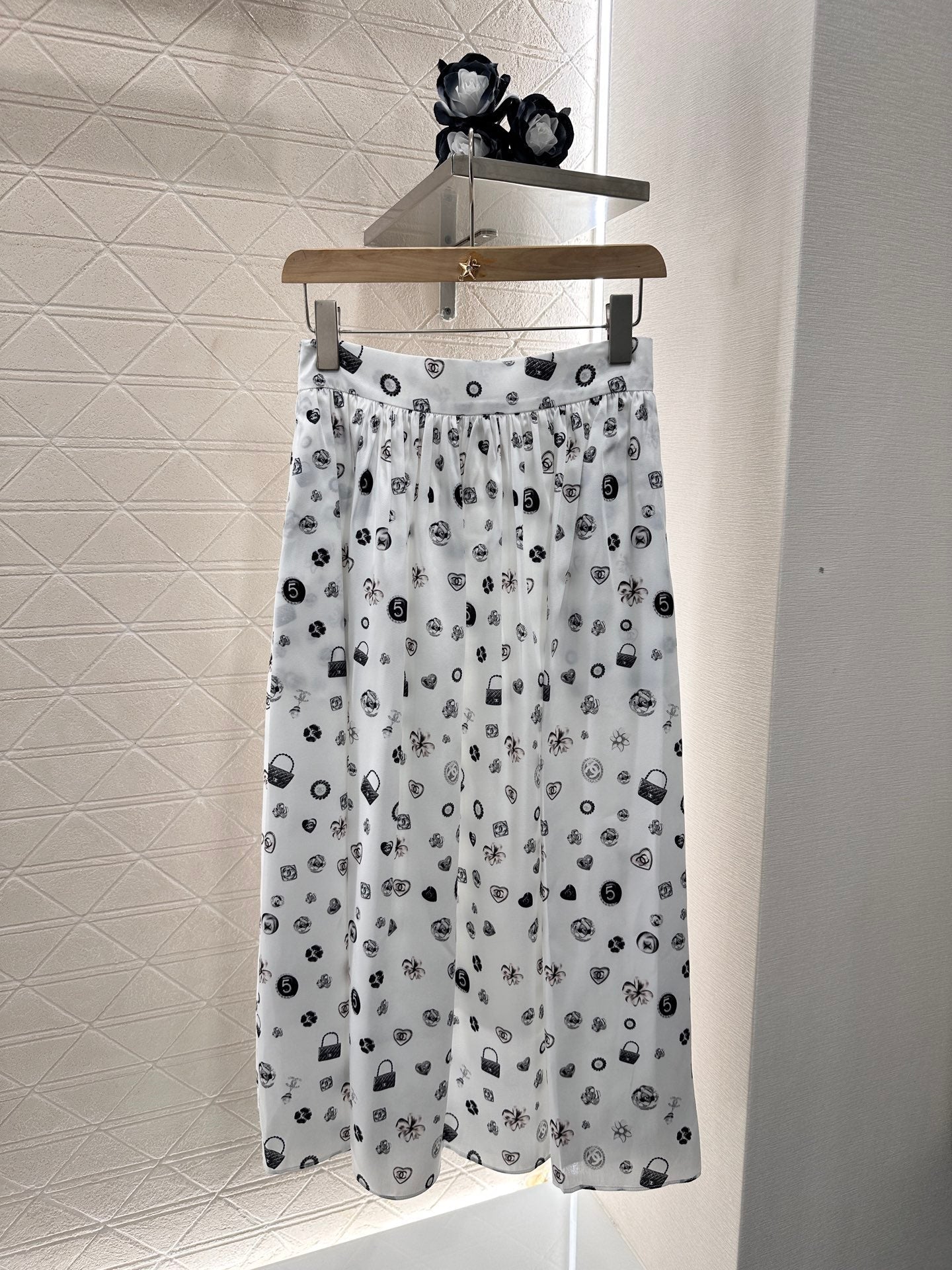 25 new summer printed high waist midi skirt