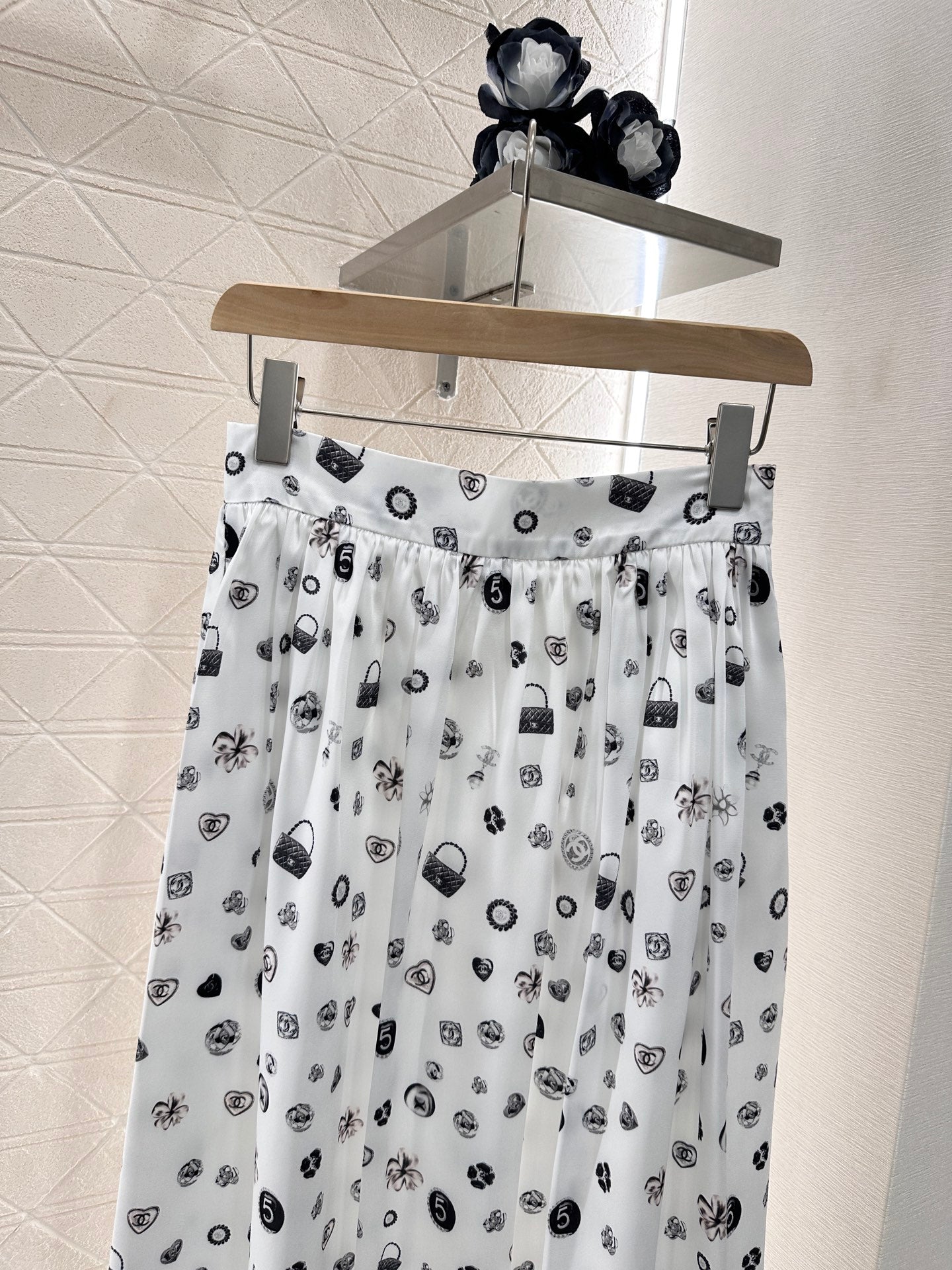 25 new summer printed high waist midi skirt