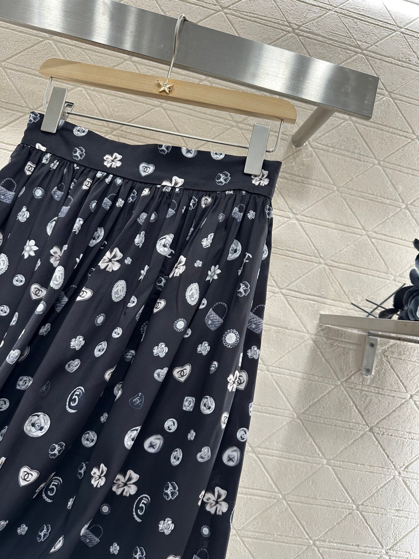 25 new summer printed high waist midi skirt