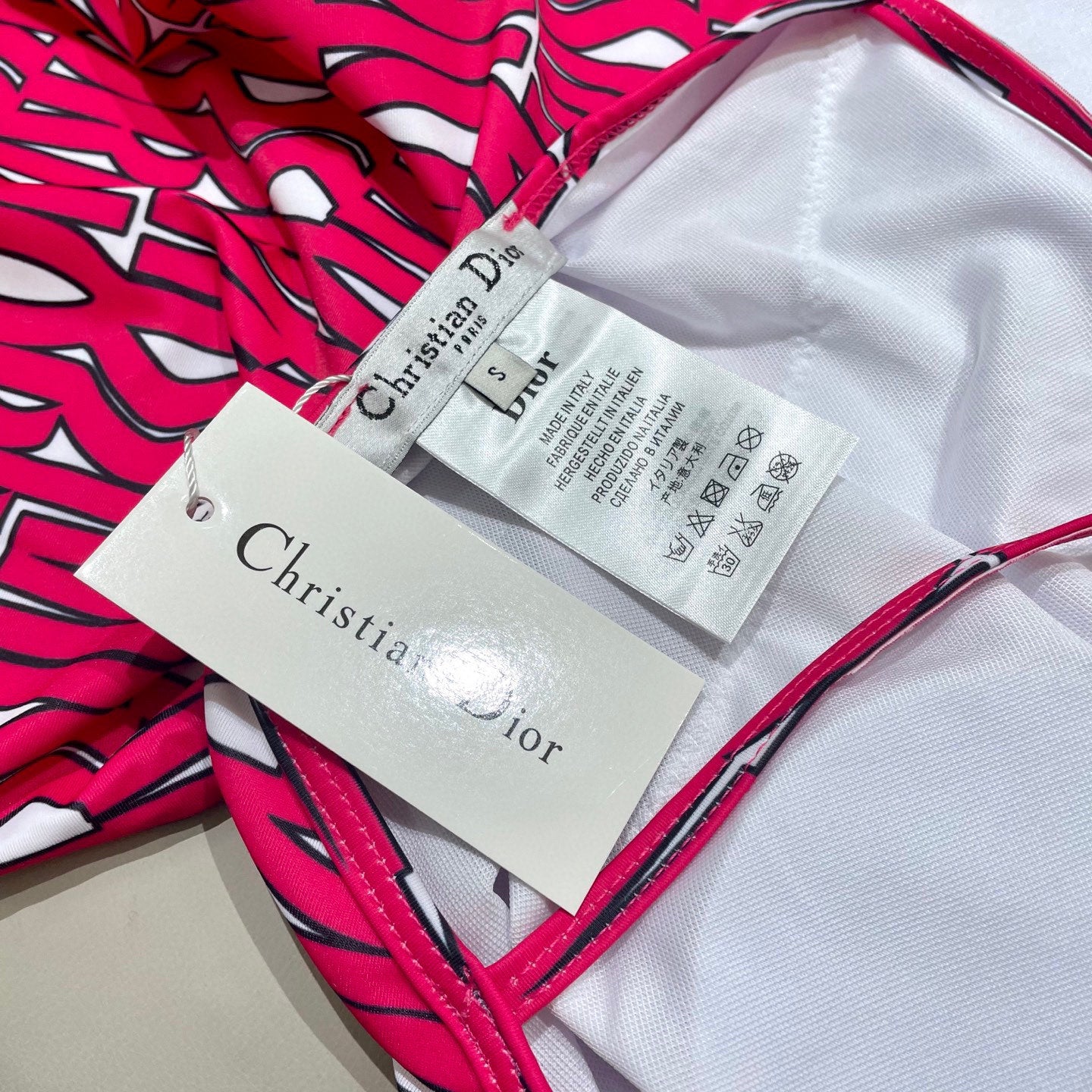 25 Summer New Print Fashion Sexy V-neck Suspender Top One-piece Swimsuit