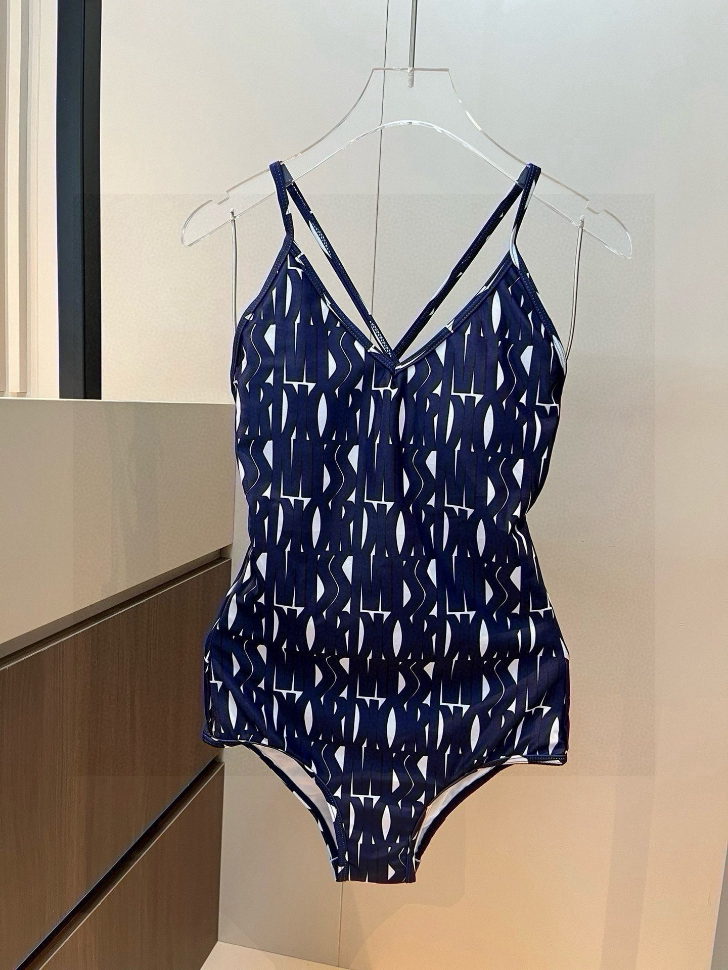 25 Summer New Print Fashion Sexy V-neck Suspender Top One-piece Swimsuit