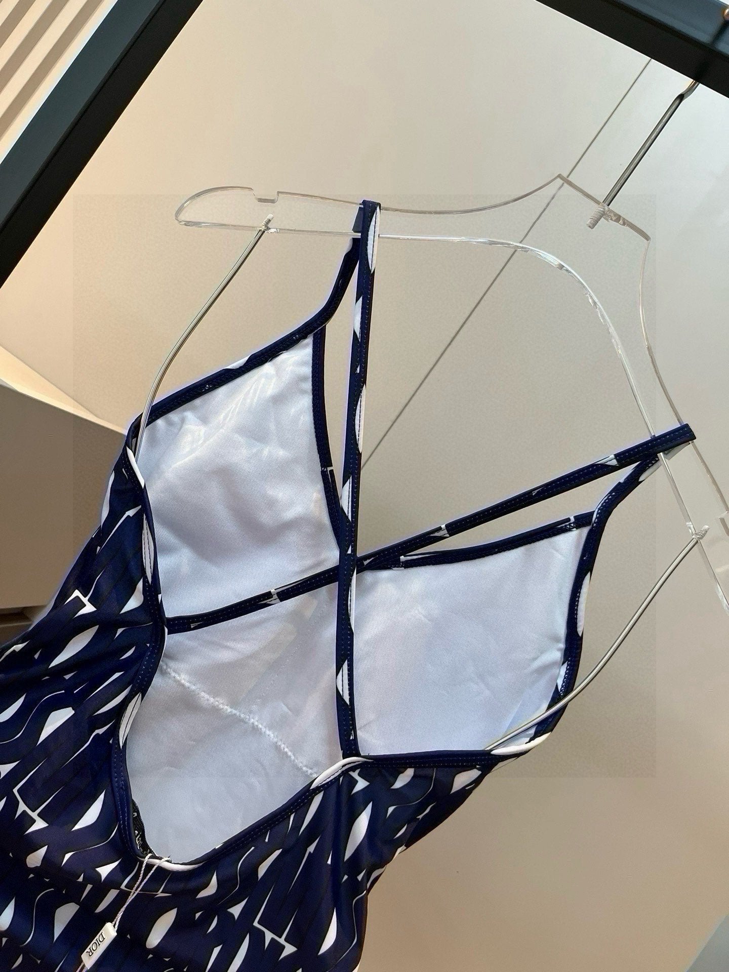 25 Summer New Print Fashion Sexy V-neck Suspender Top One-piece Swimsuit