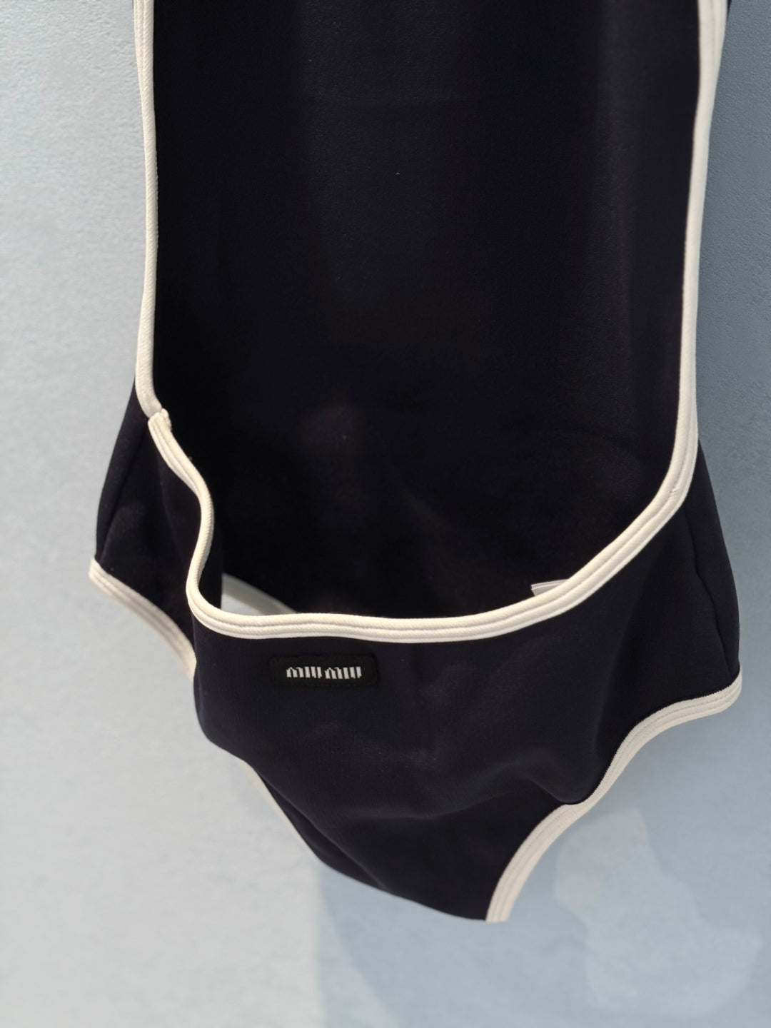 25 new summer contrast color one-piece swimsuit