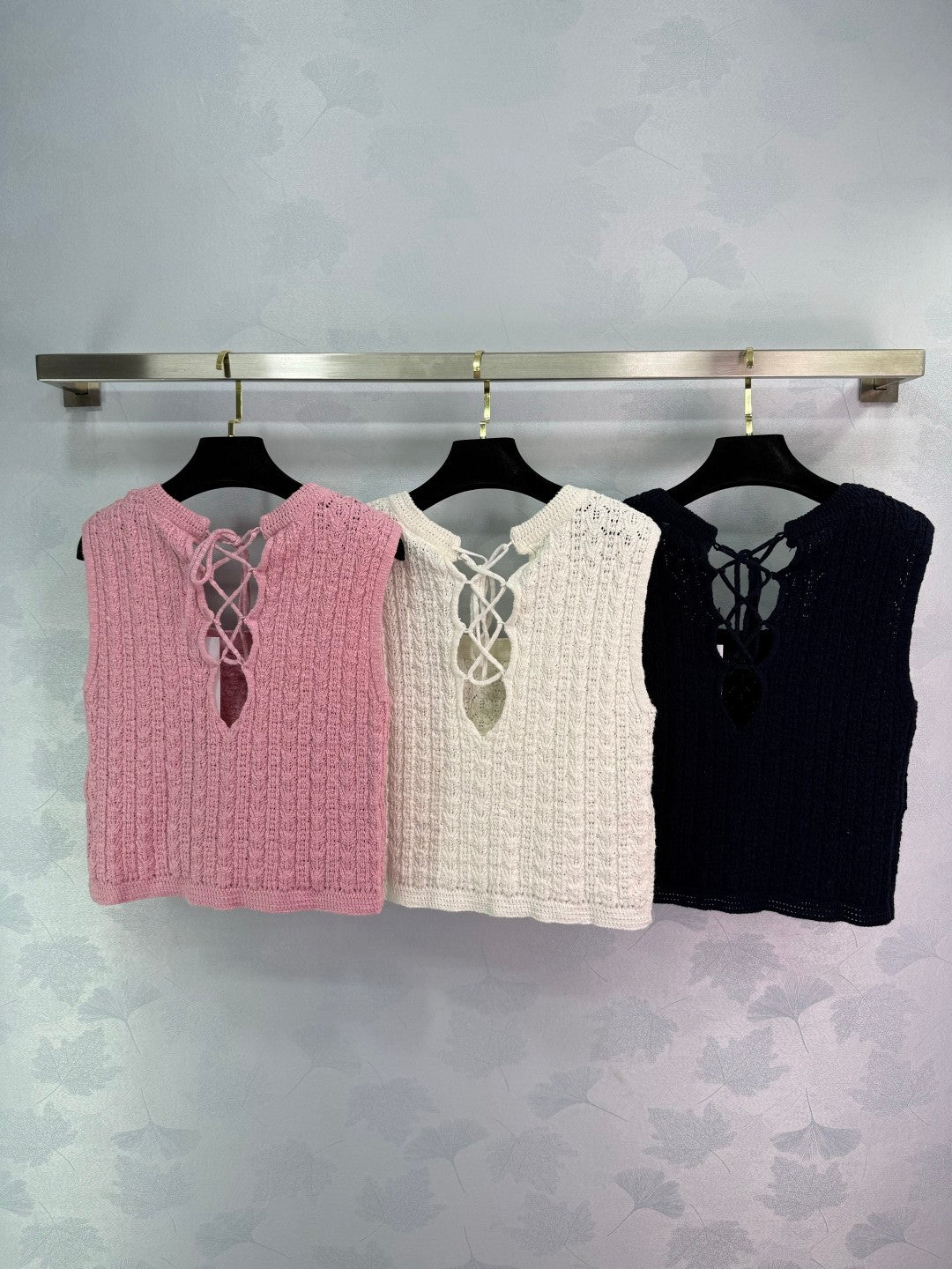 2025 Summer New Square Round Neck Lace-up Knitted Vest